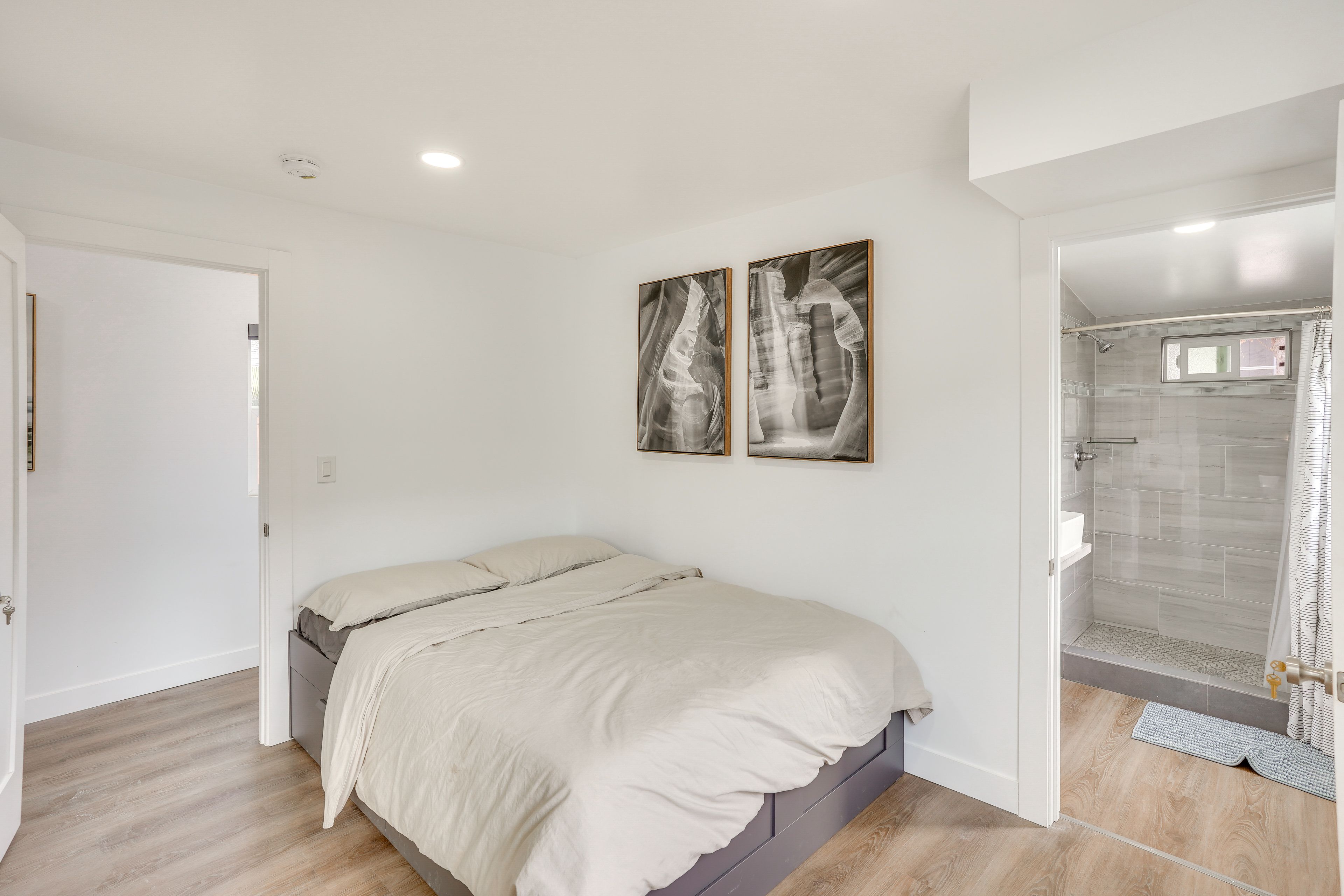 Bedroom 1 | Queen Bed | Linens Provided