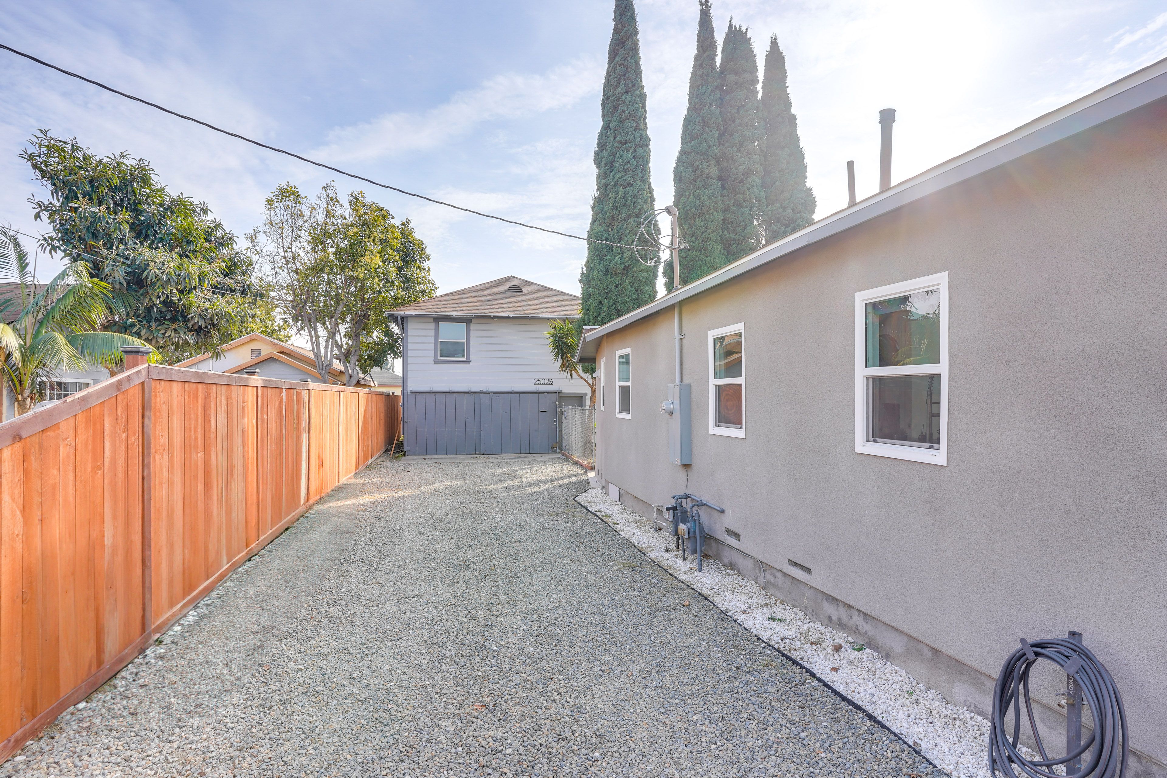 Parking | Shared Driveway (1 Vehicle) | Free Street Parking