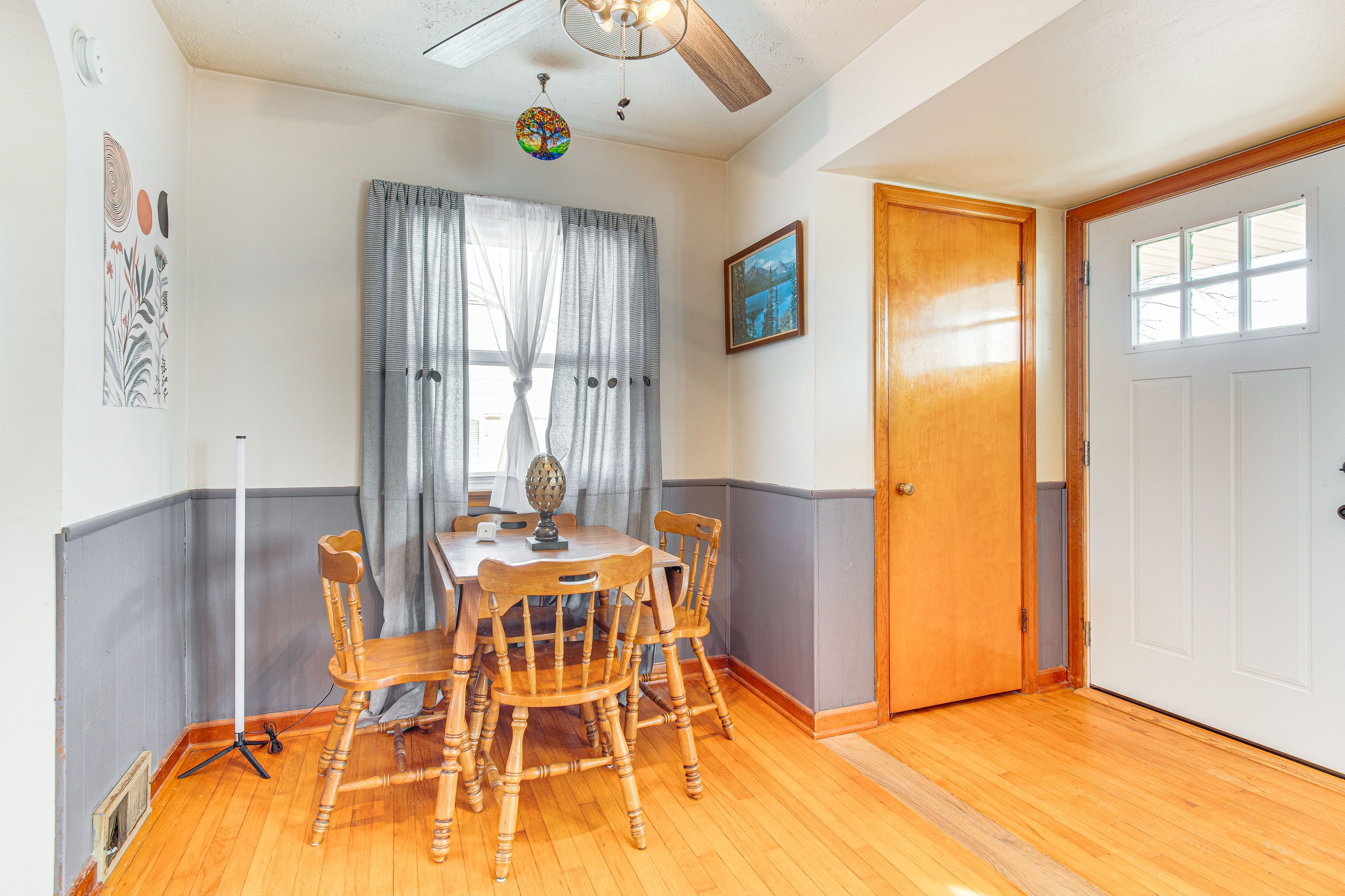Dining Area | 1st Floor