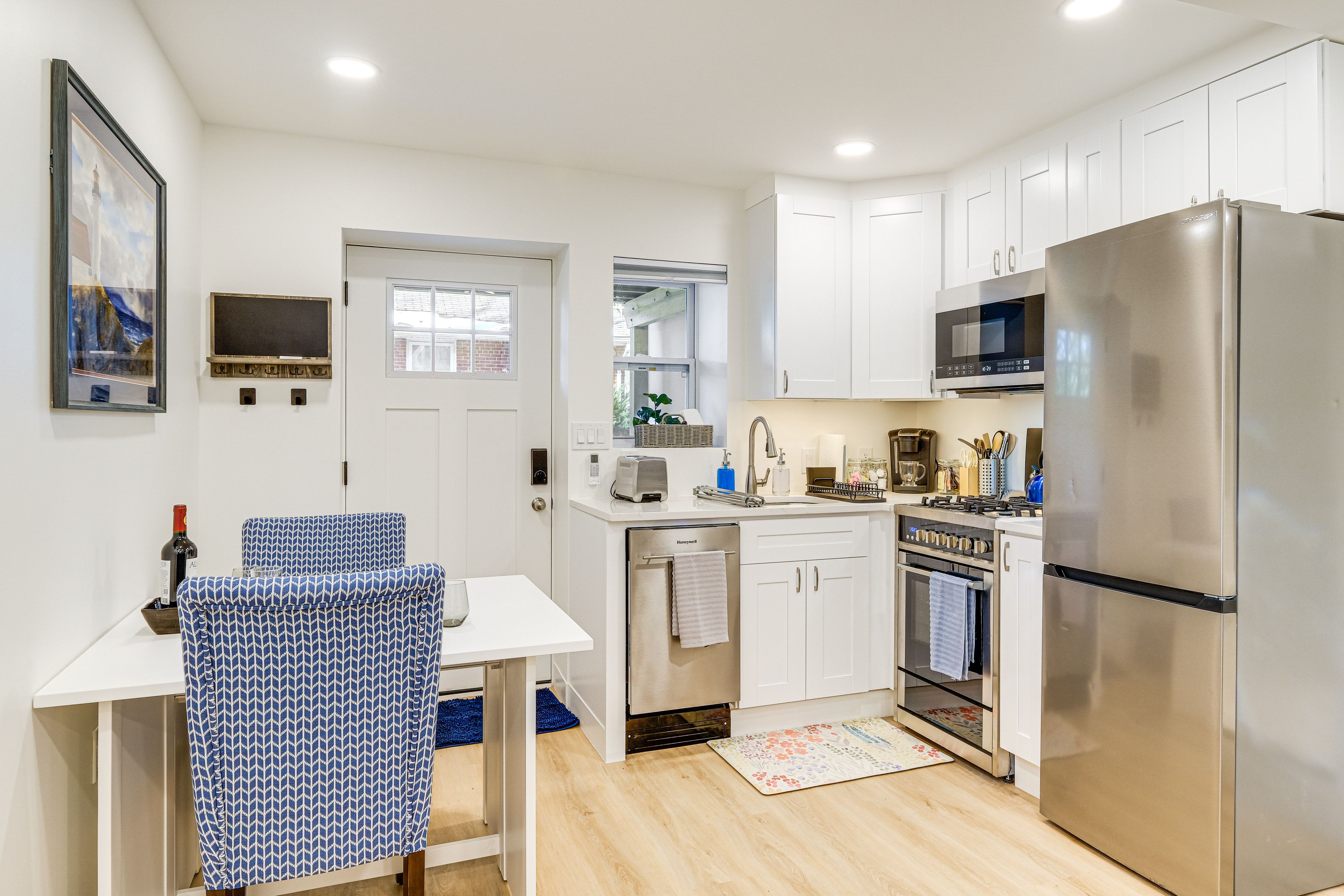 Kitchen | Dishwasher | Toaster