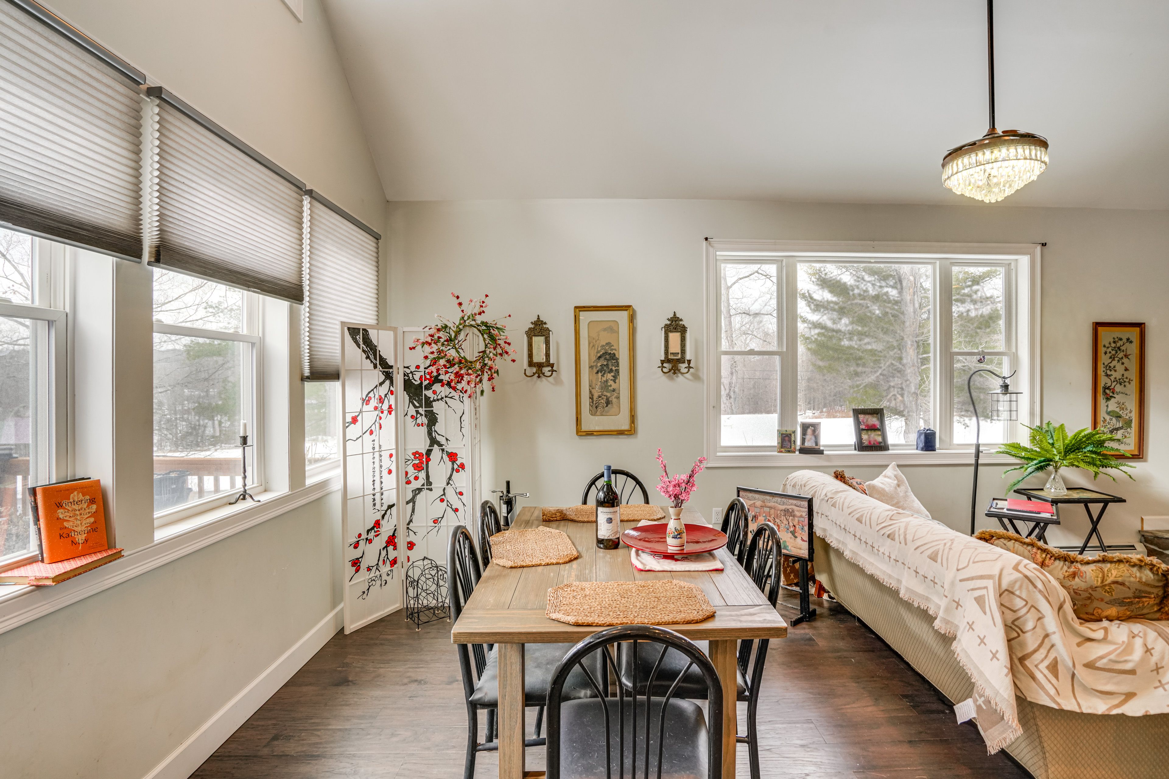 Dining Area | 1st Floor | Dishware/Flatware