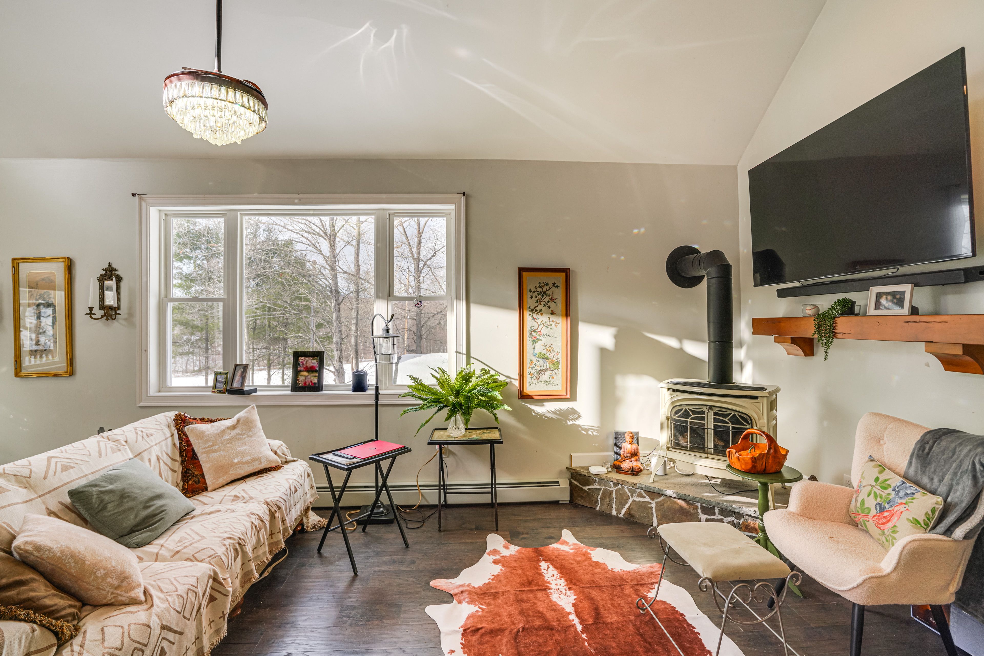 Greenville Vacation Rental | 4BR | 2BA | 2,800 Sq Ft | Stairs Required to Enter