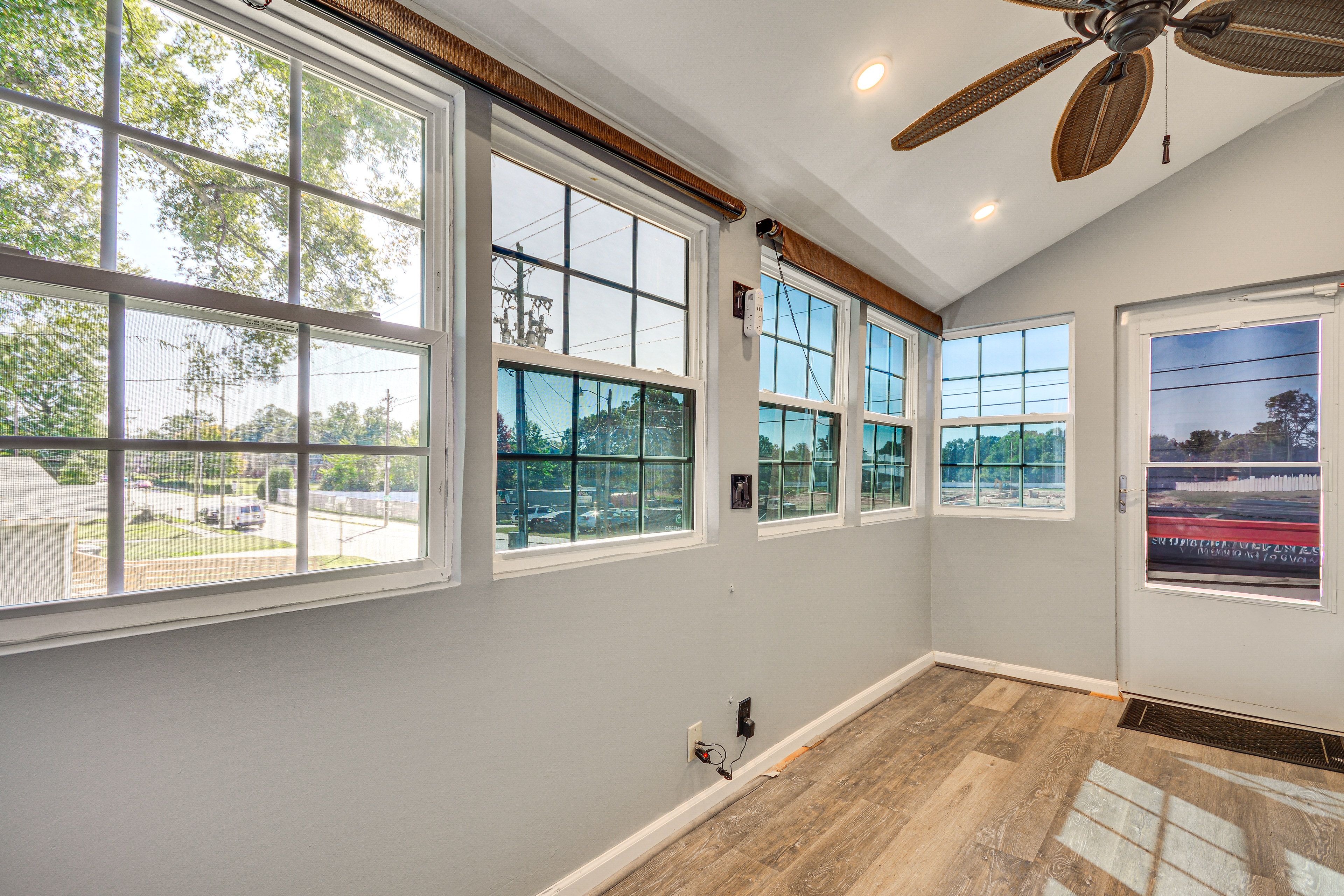 Screened Mudroom | Keyless Entry