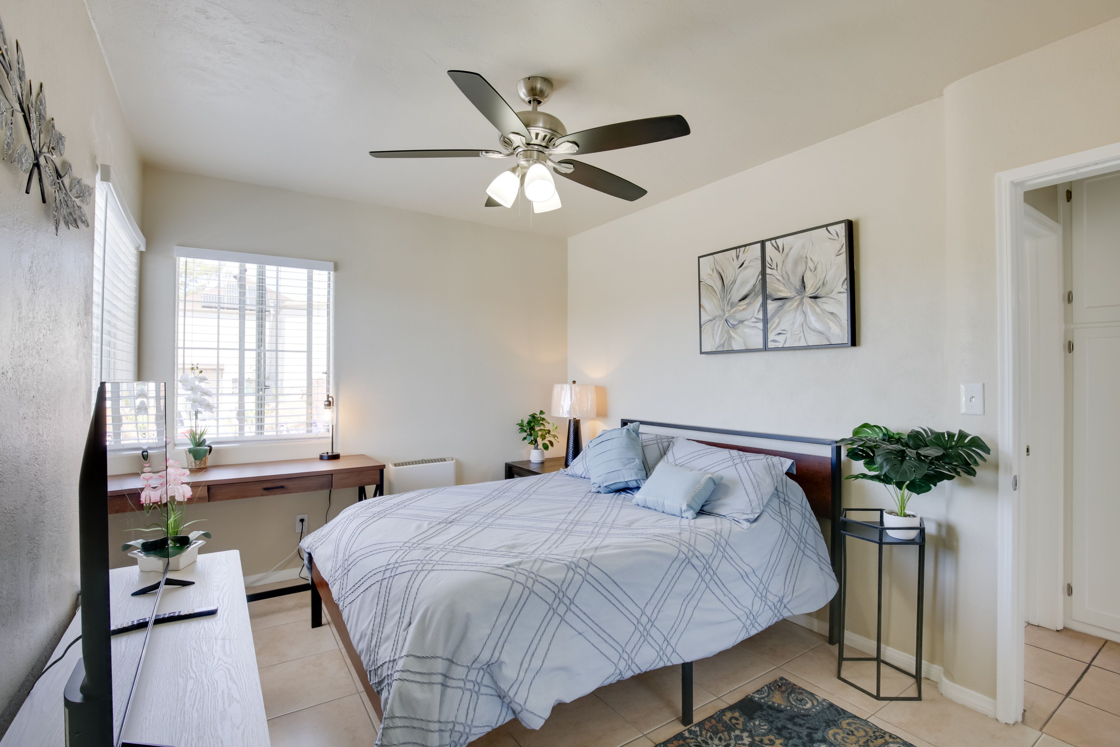 Bedroom 3 | Full Bed | Smart TV