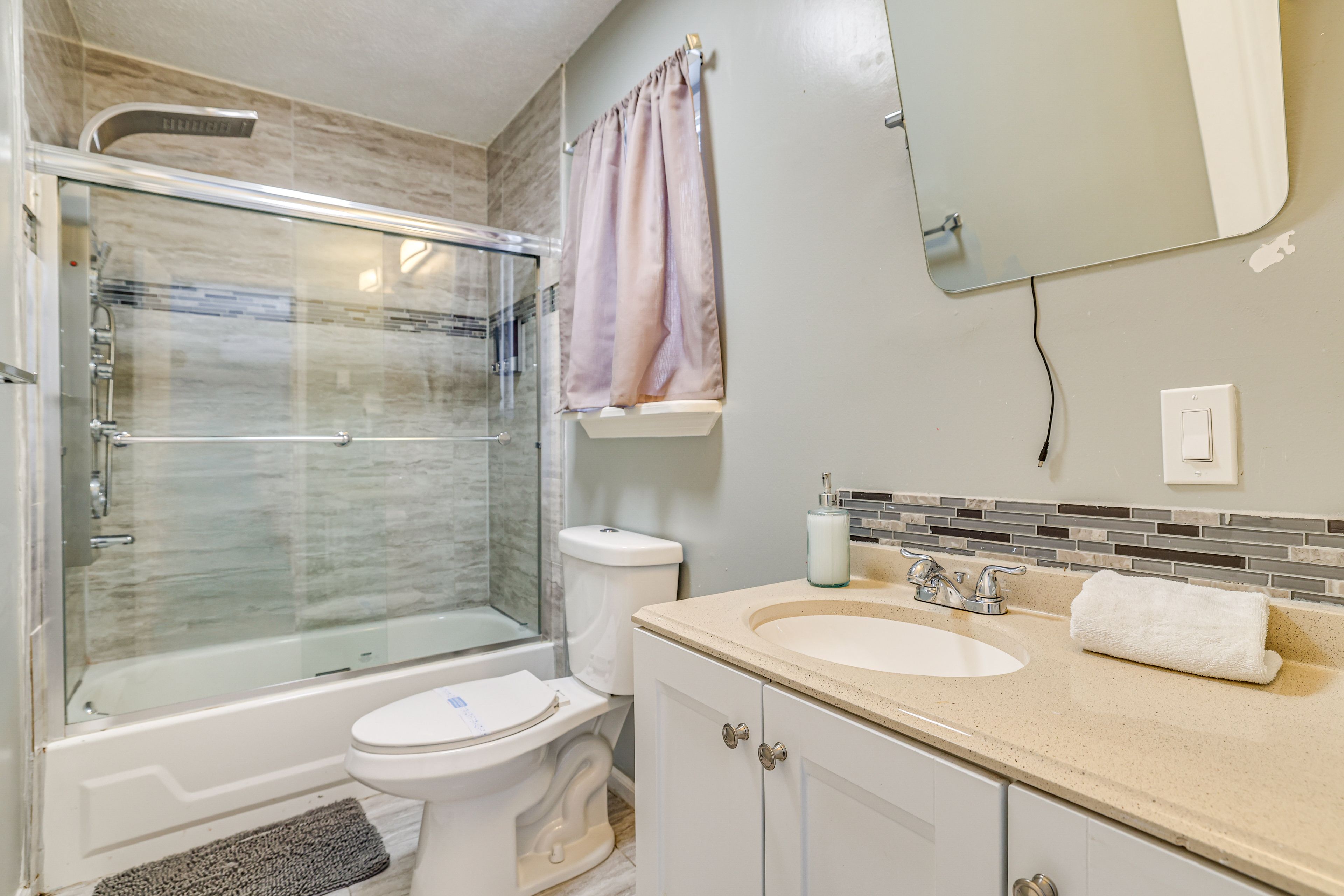 Full Bath | Main Level