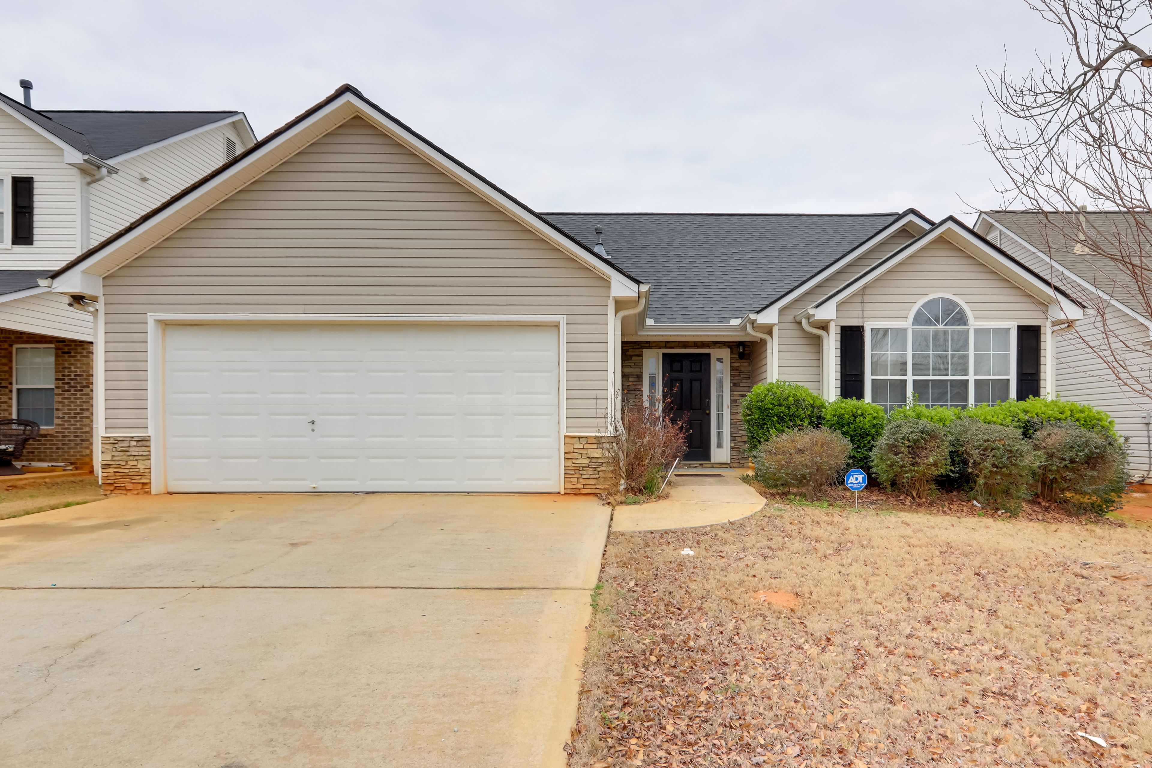 Exterior | Single-Story Home
