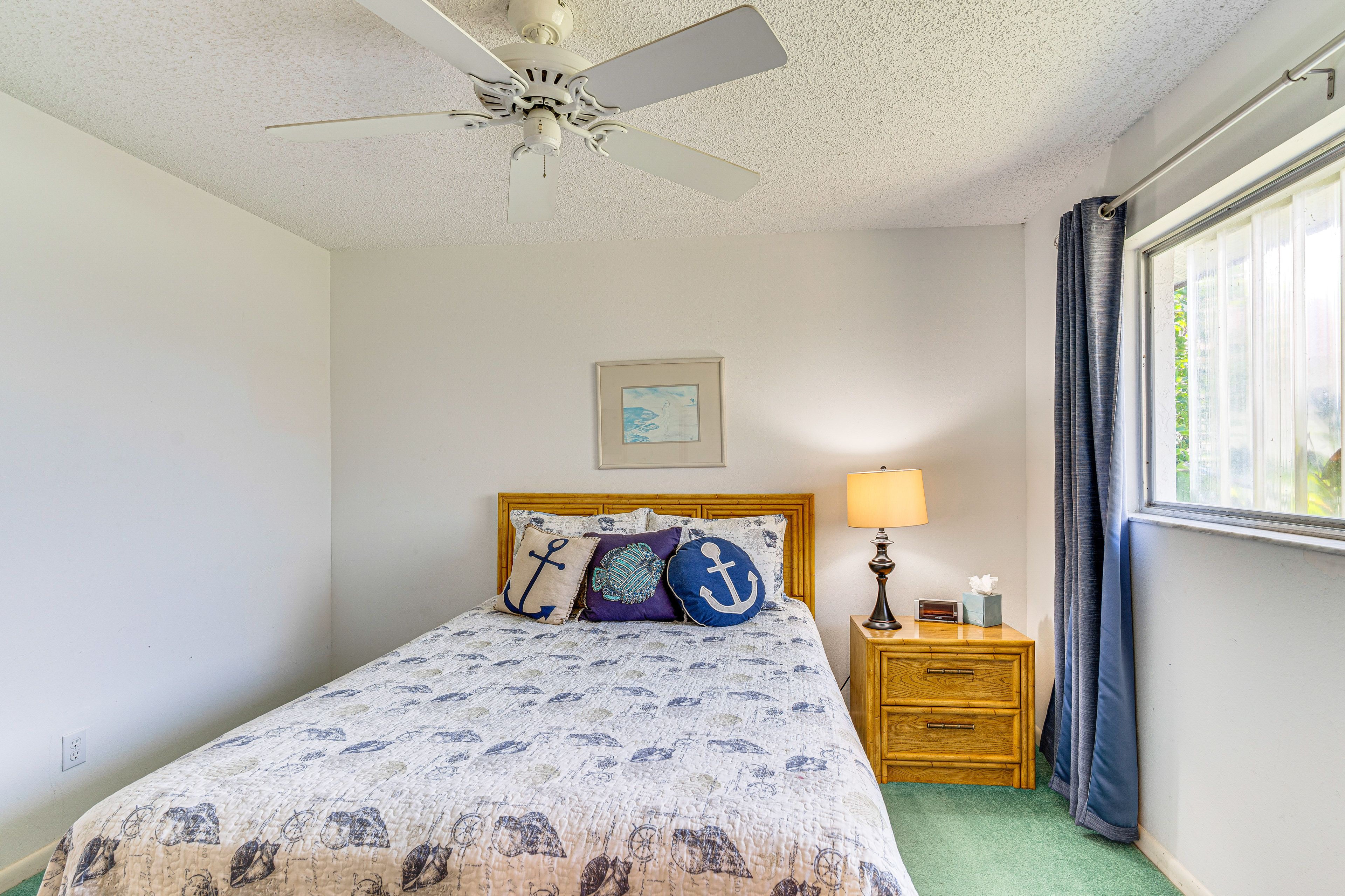 Bedroom 2 | Queen Bed | Flat-Screen TV