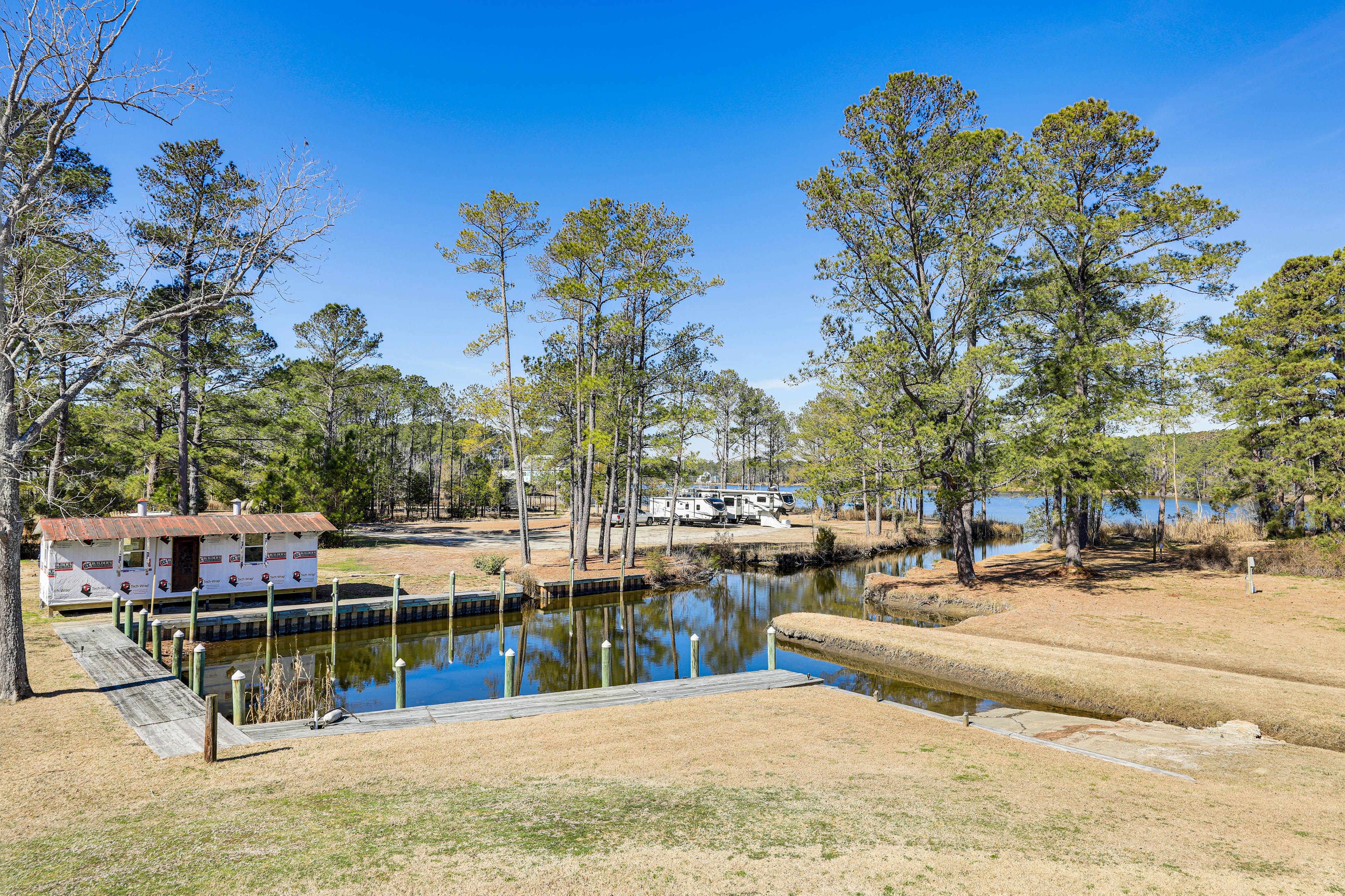 Shared Yard | Canal Access On-Site | Shared Boat Dock