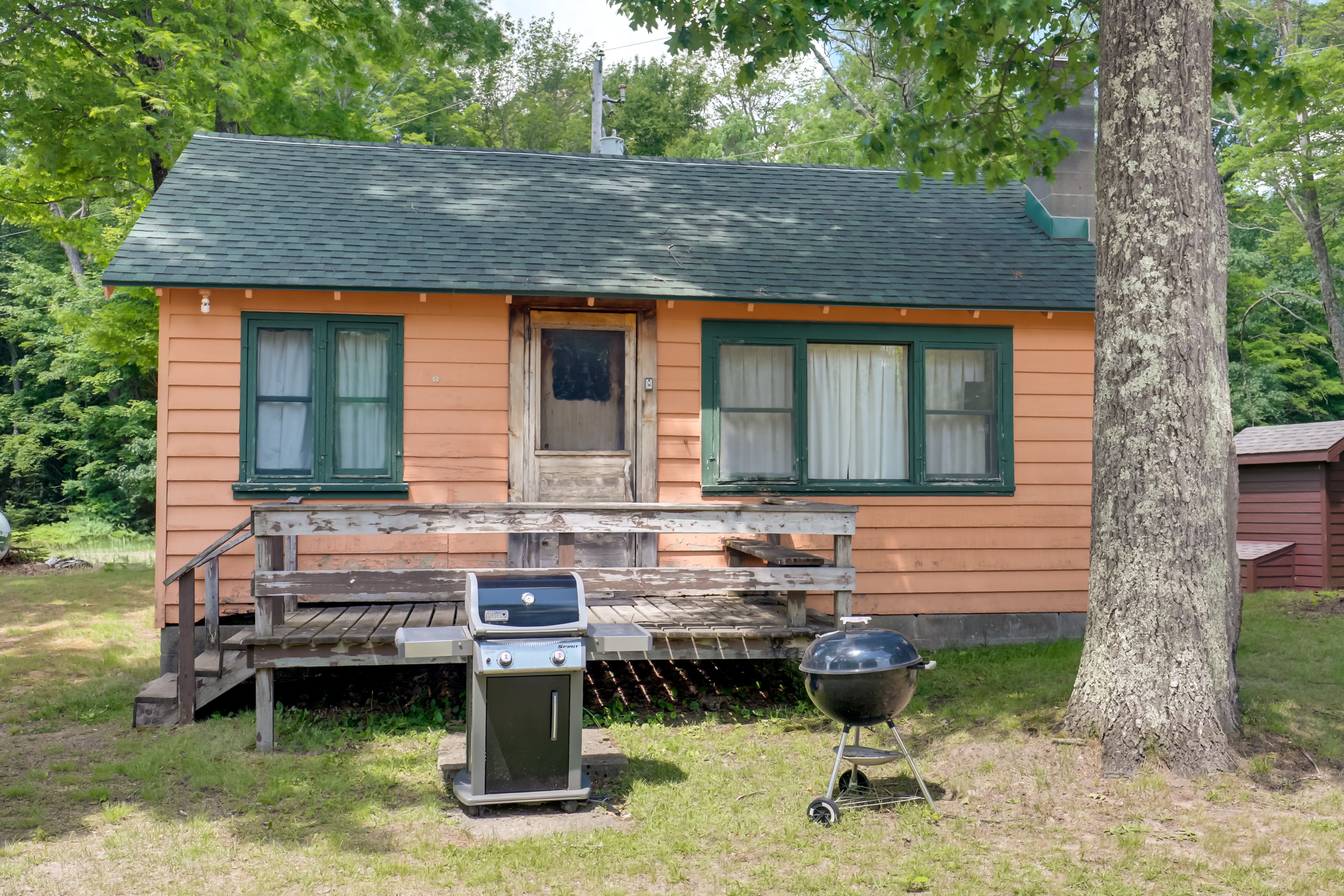 Conover Vacation Rental | 2BR | 1BA | Steps Required | 800 Sq Ft