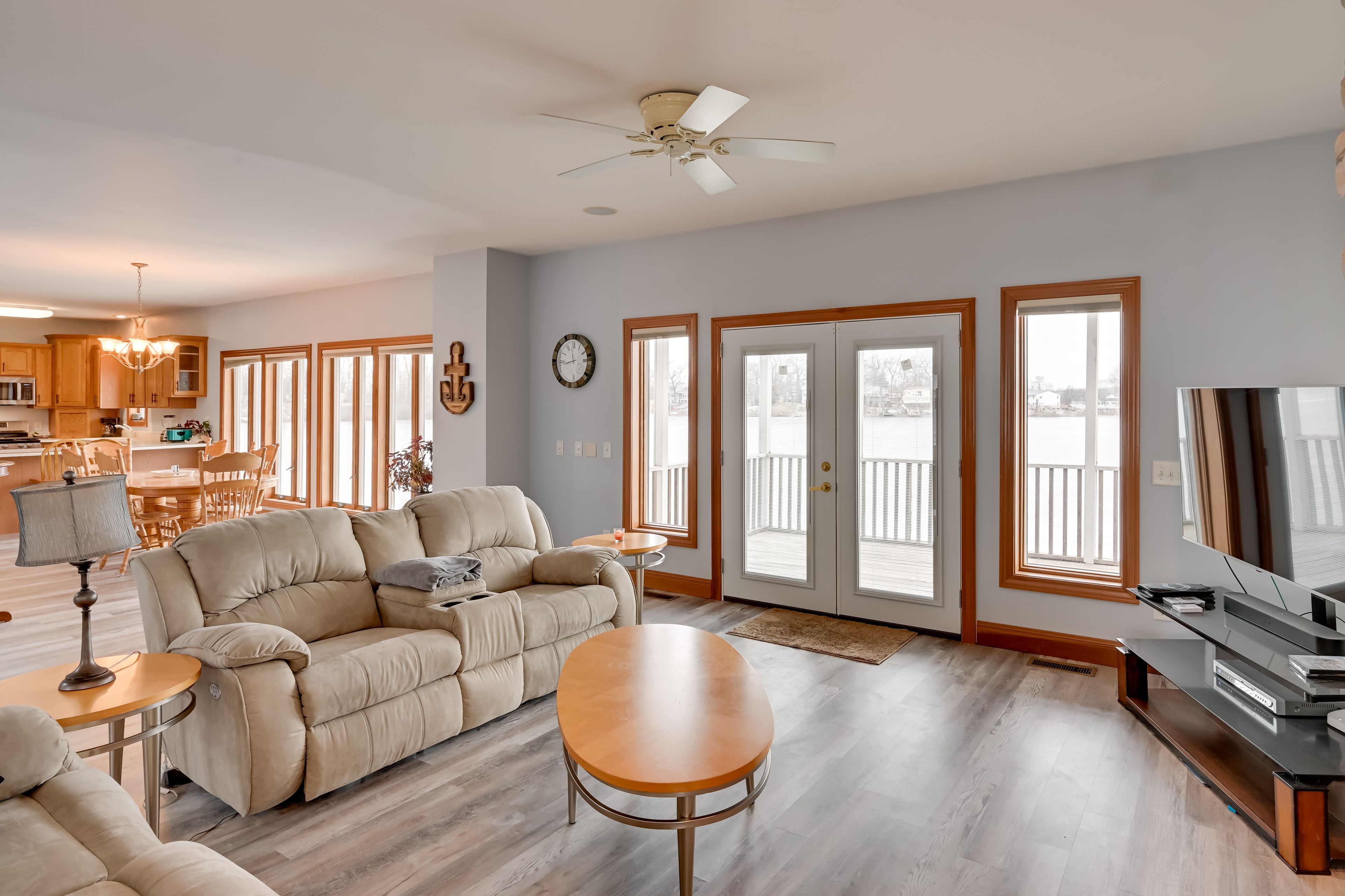 Living Room | Smart TV | Central A/C | 1st Floor