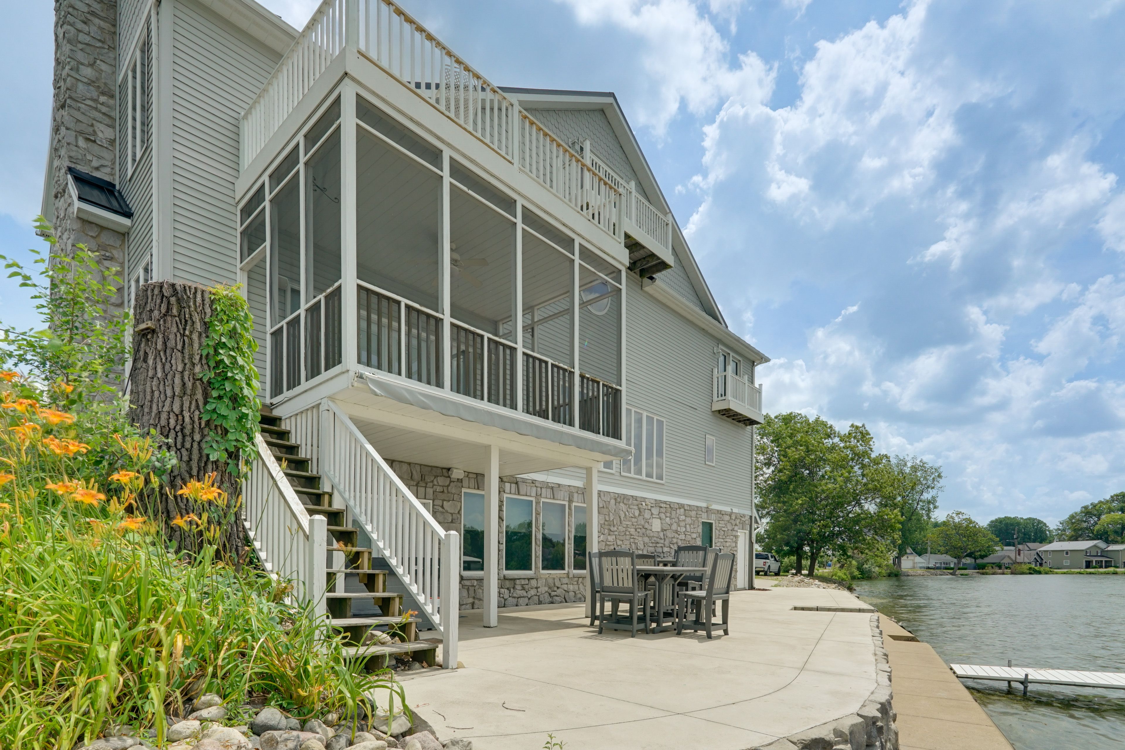 Private Patio | Hot Tub | Gas Grill | Direct Lake Access