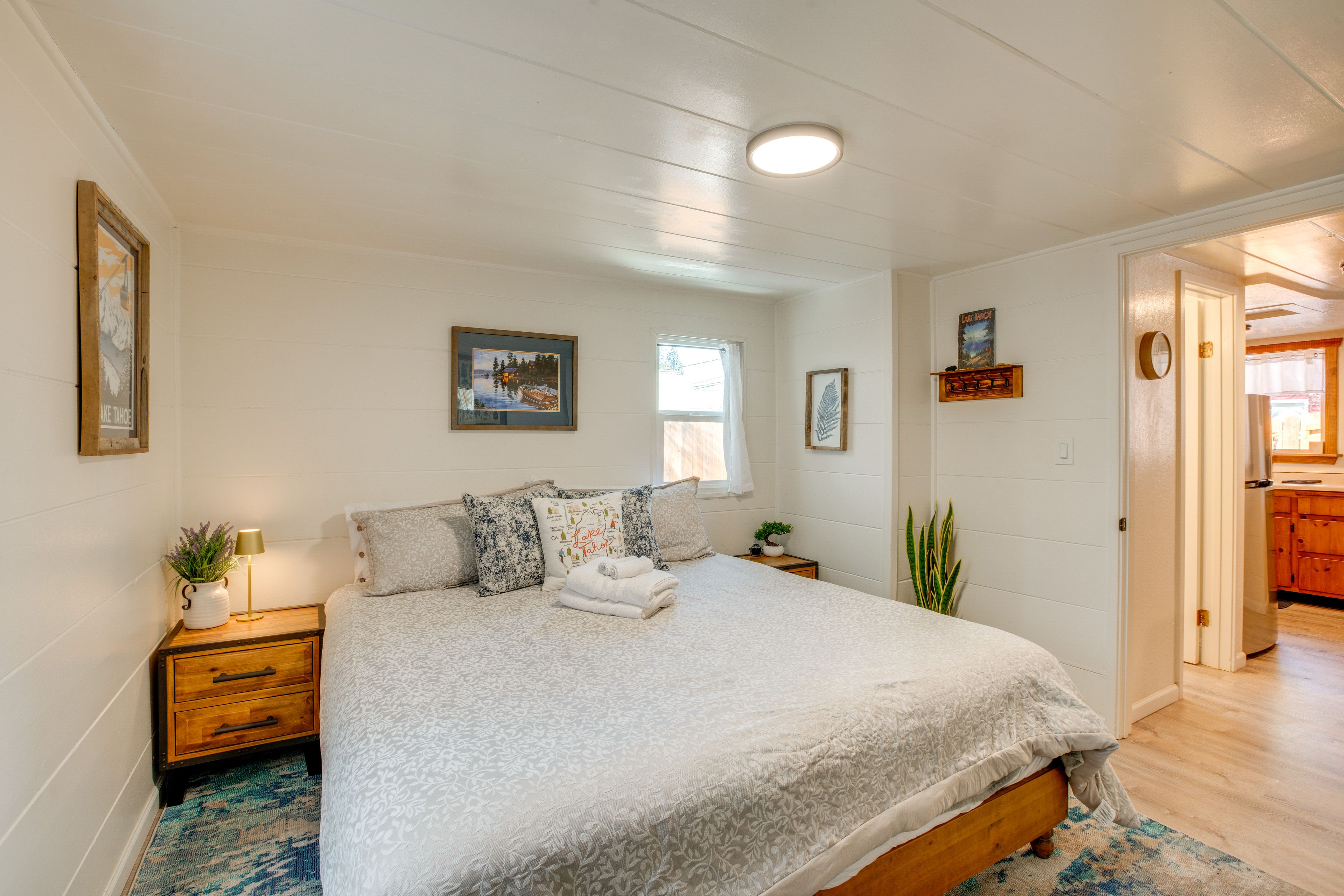 Bedroom | California King Bed | Linens Provided | Smart TV