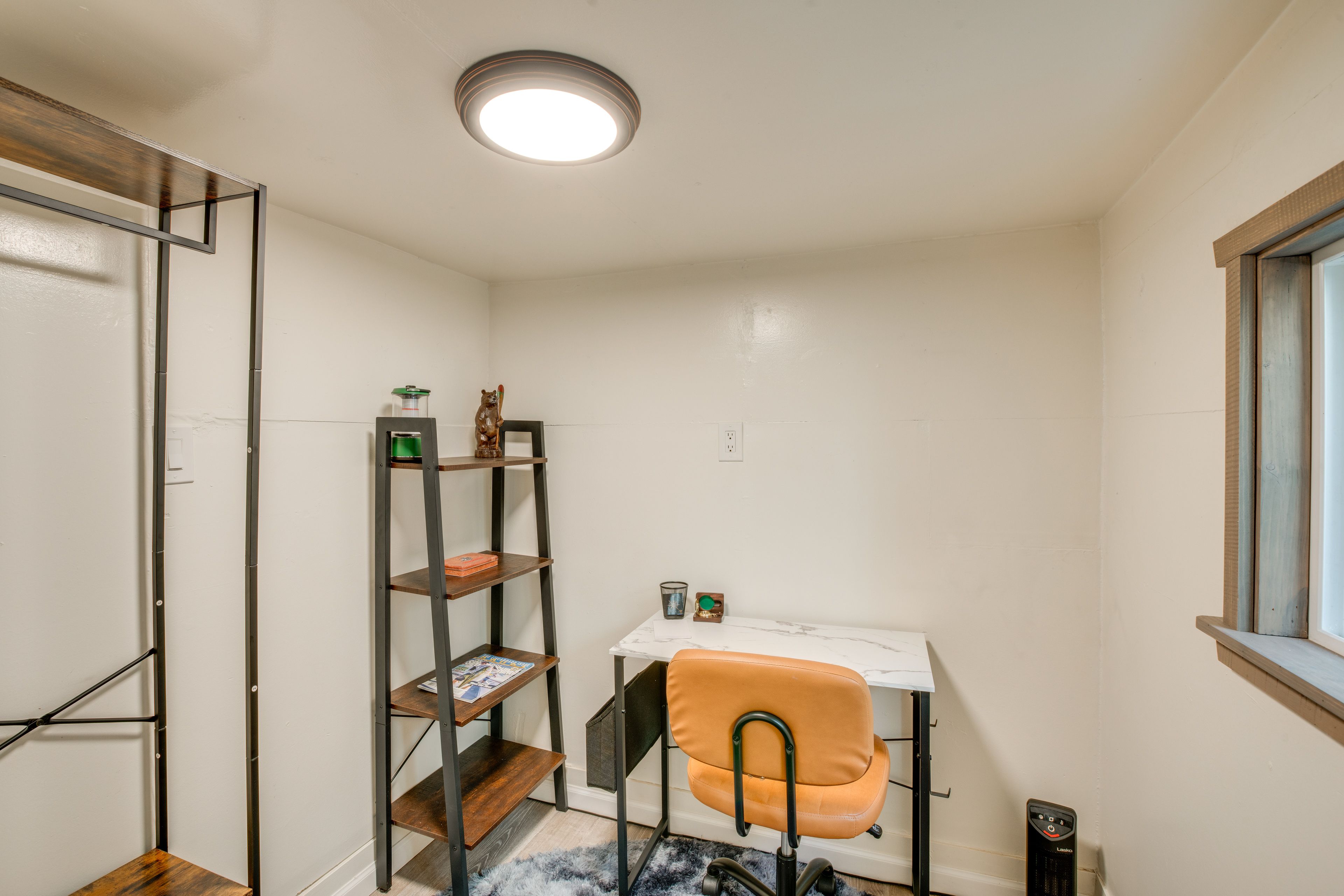 Laptop-Friendly Workspace | Single-Story Cabin