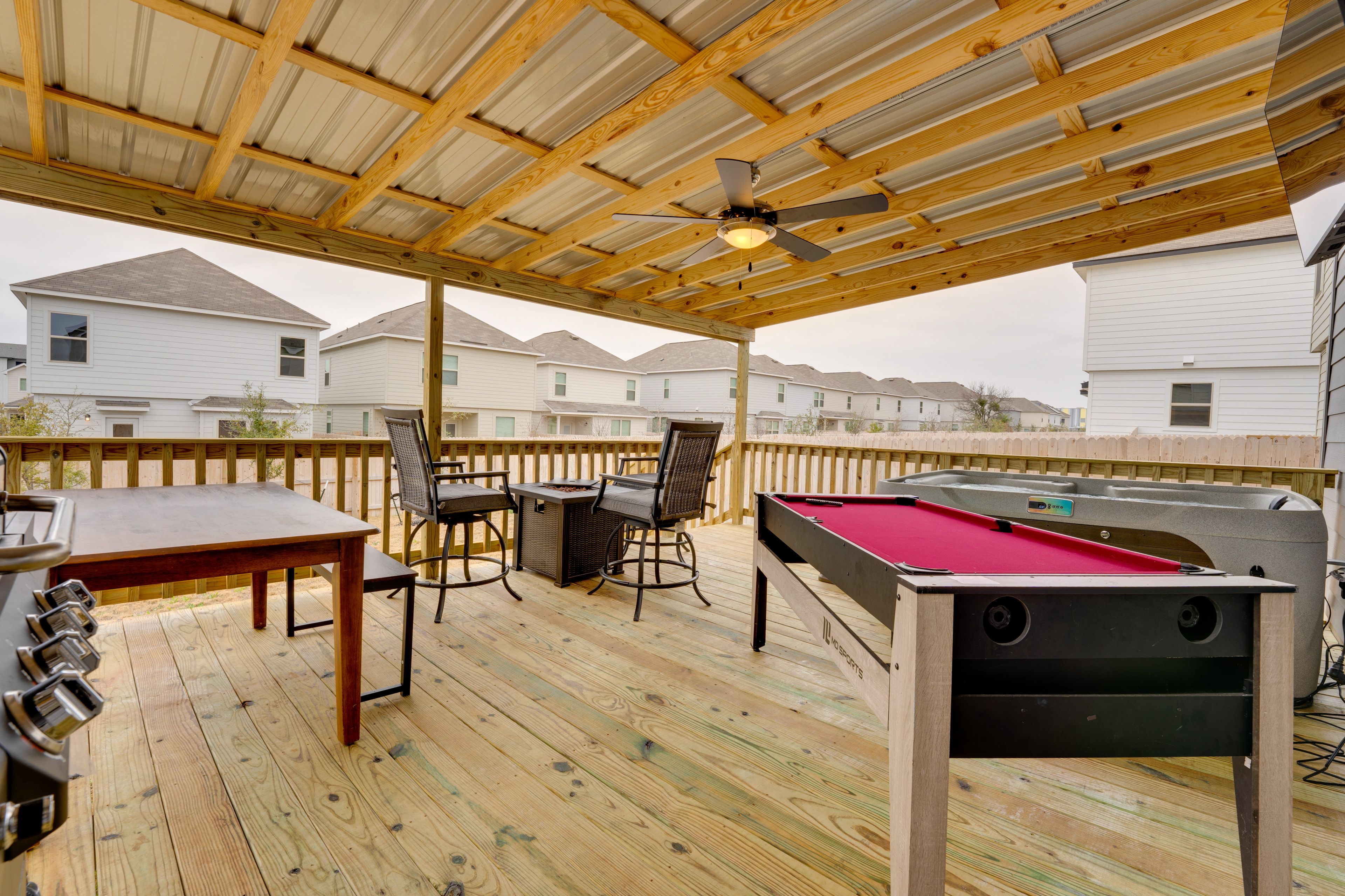 Private Deck | Gas Grill | Hot Tub