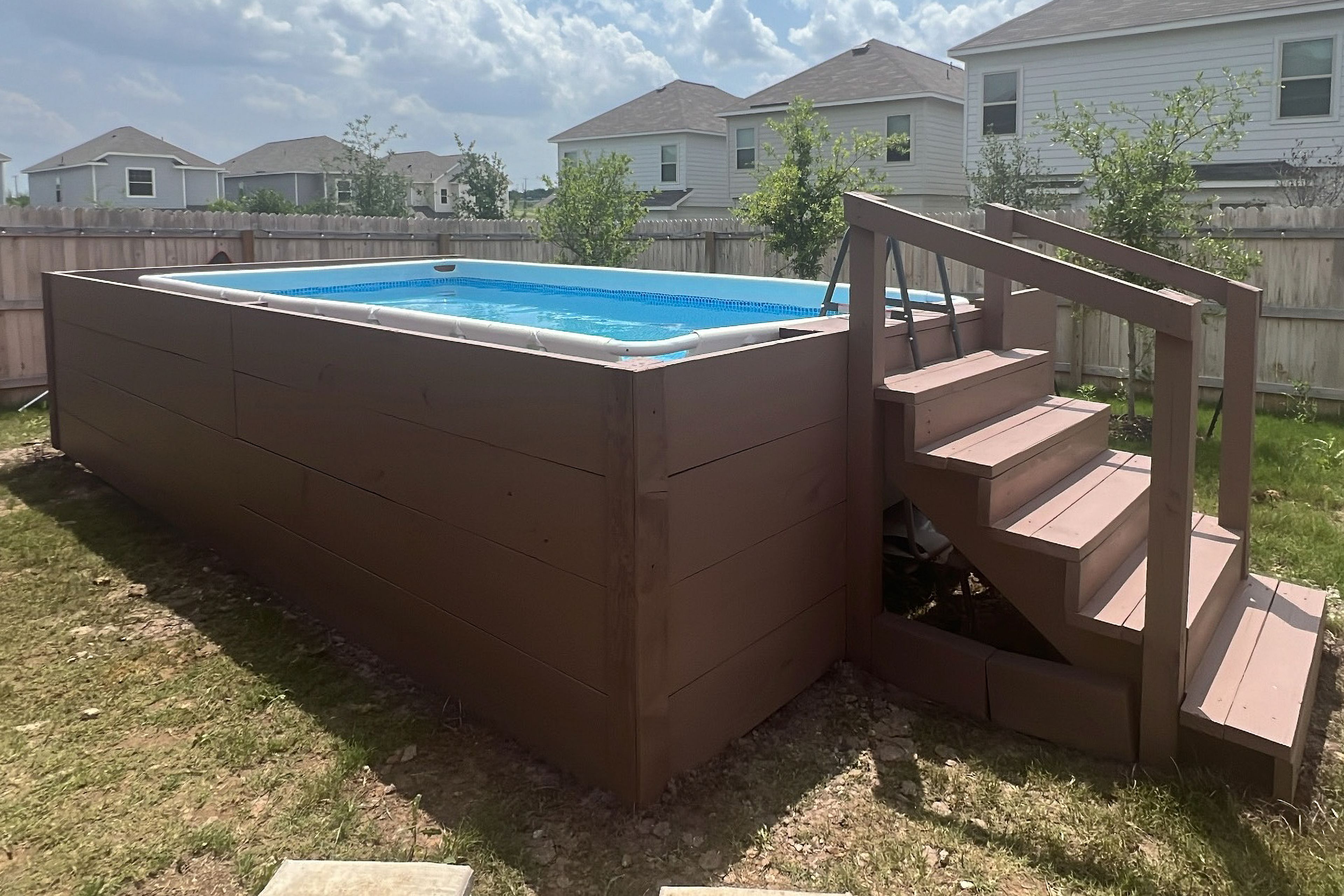 Private Backyard Area | Outdoor Pool