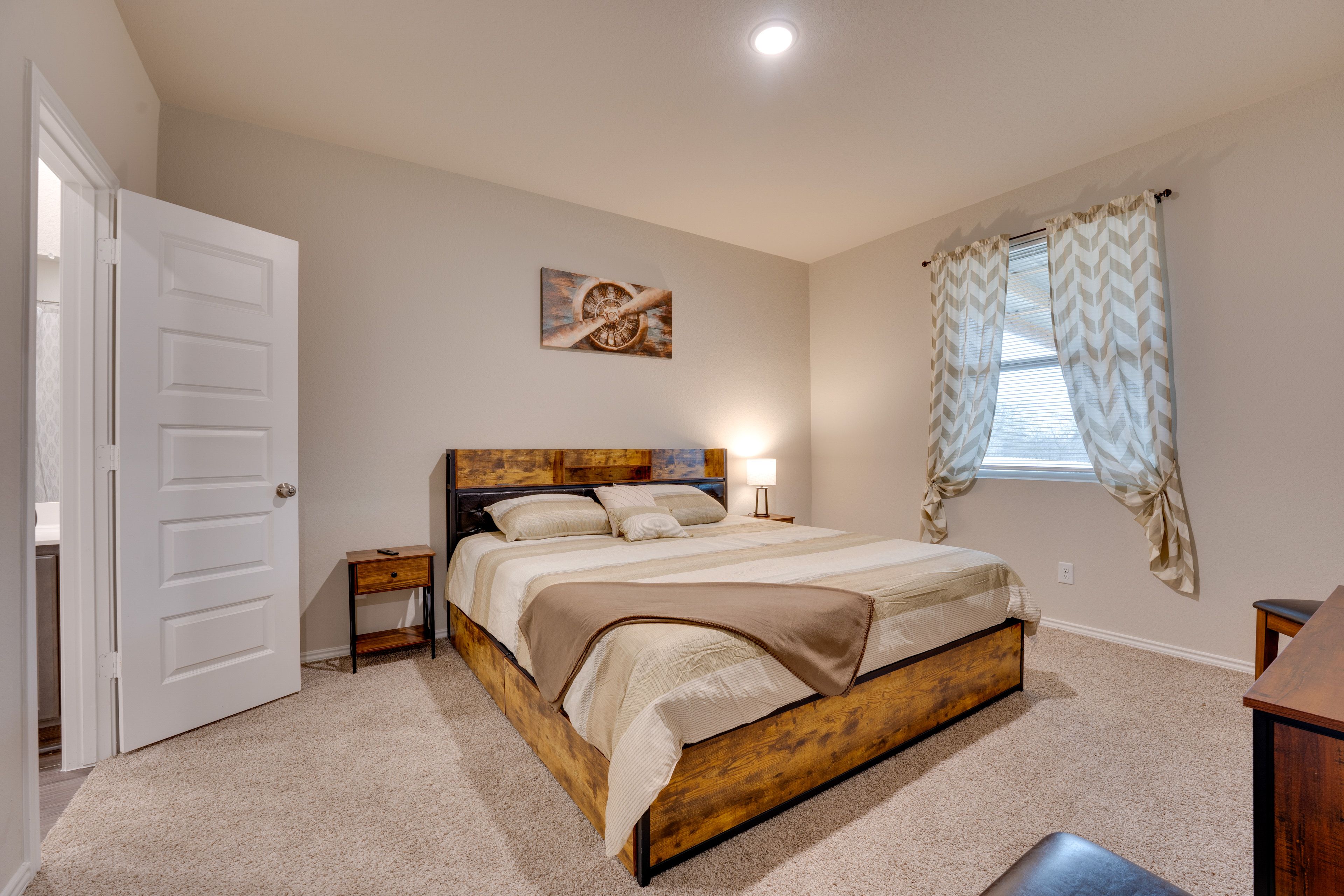 Bedroom 1 | King Bed | Linens Provided | 1st Floor