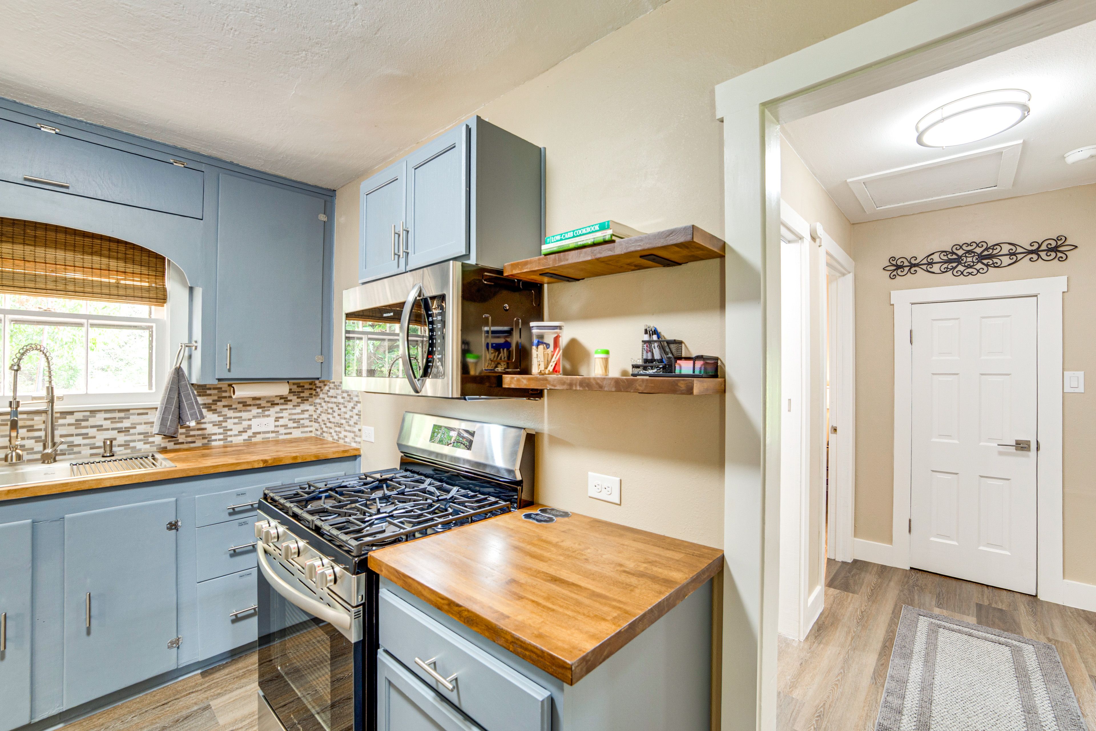 Kitchen | Trash Bags/Paper Towels