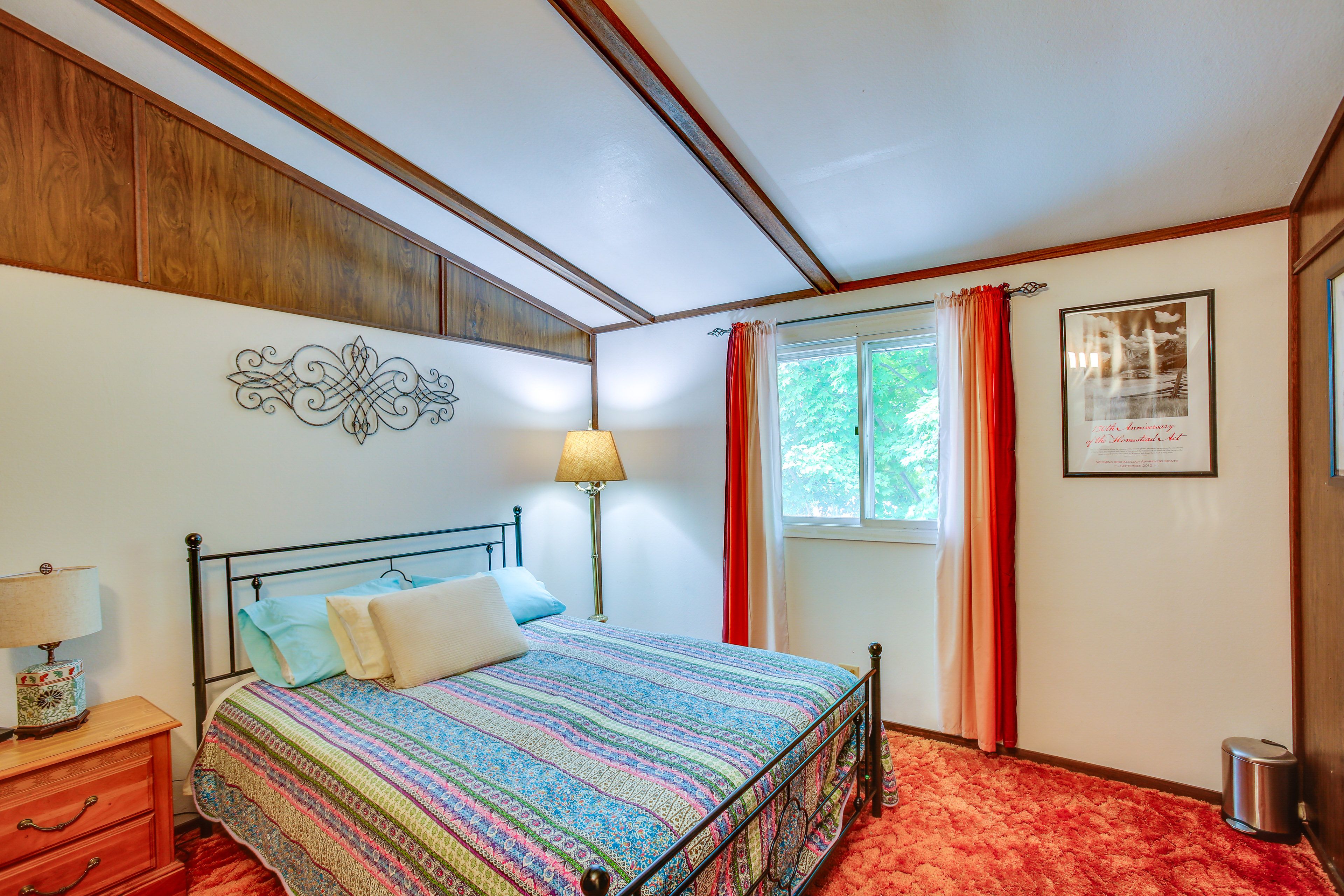 Bedroom 2 | Queen Bed | Upper Level