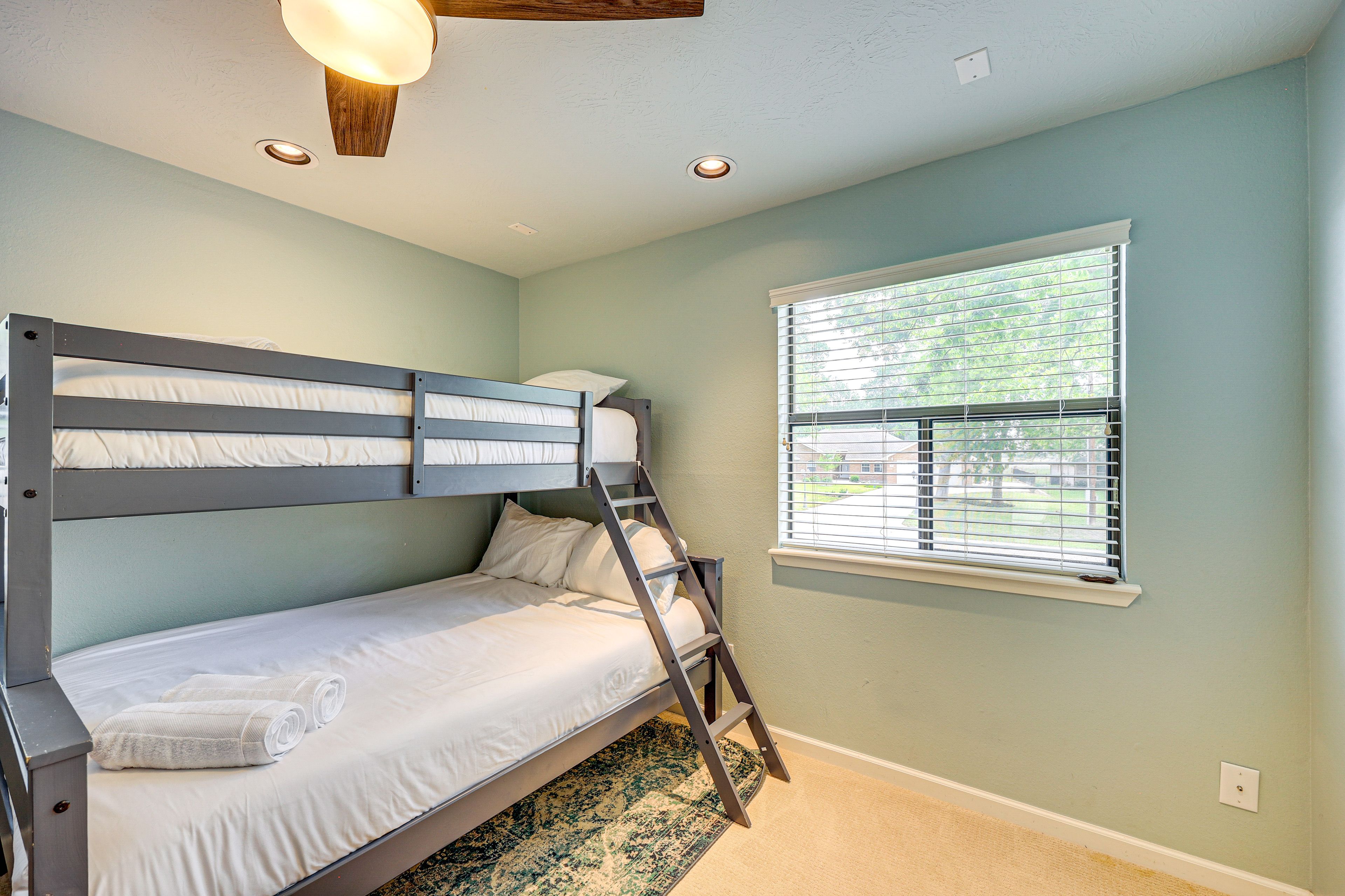 Bedroom 3 | Twin/Full Bunk Bed | Twin Bunk Bed | 1st Floor