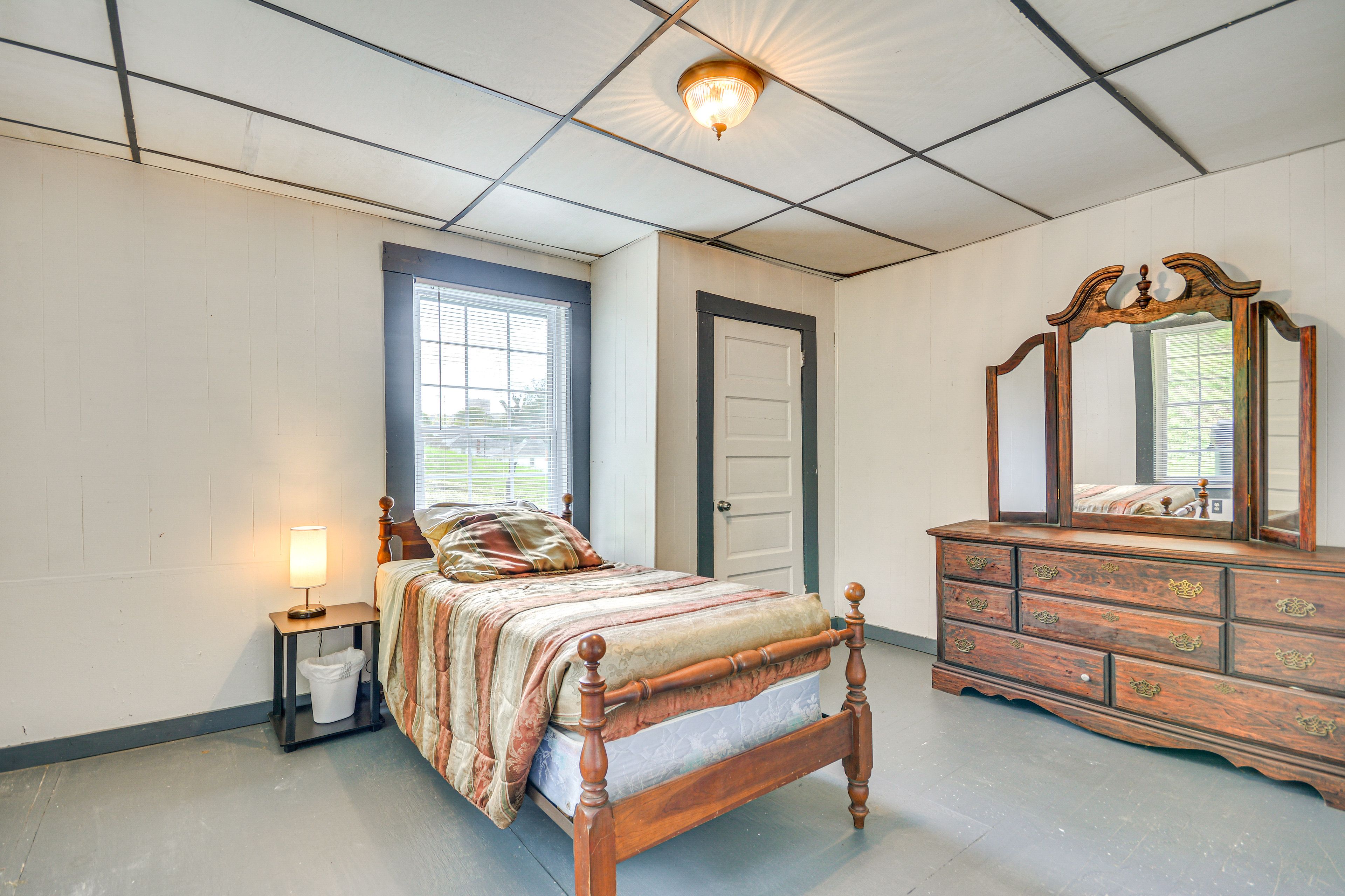 Bedroom 2 | Twin Bed