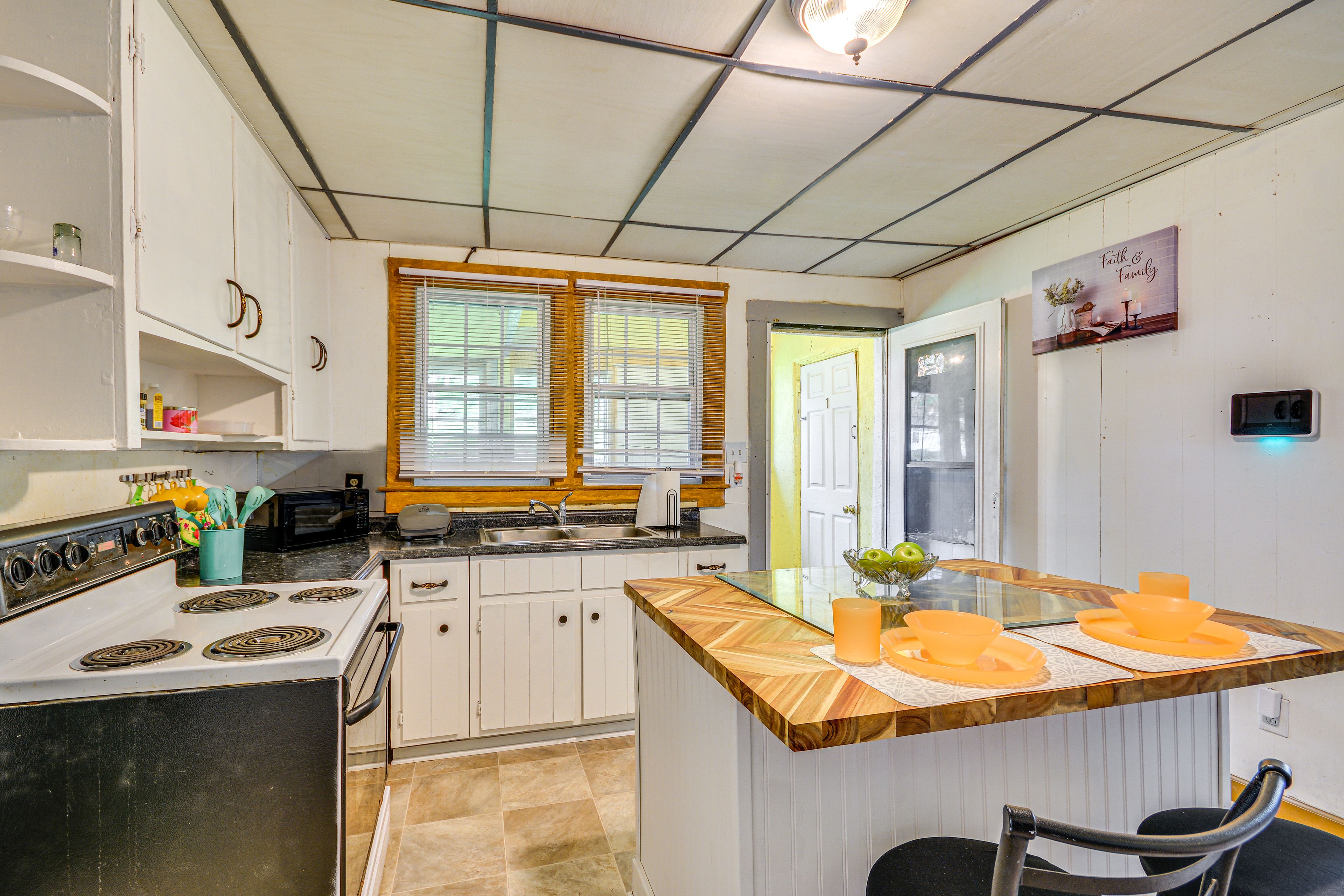 Kitchen | Cooking Basics | Dishware/Flatware | Drip Coffee Maker | Microwave