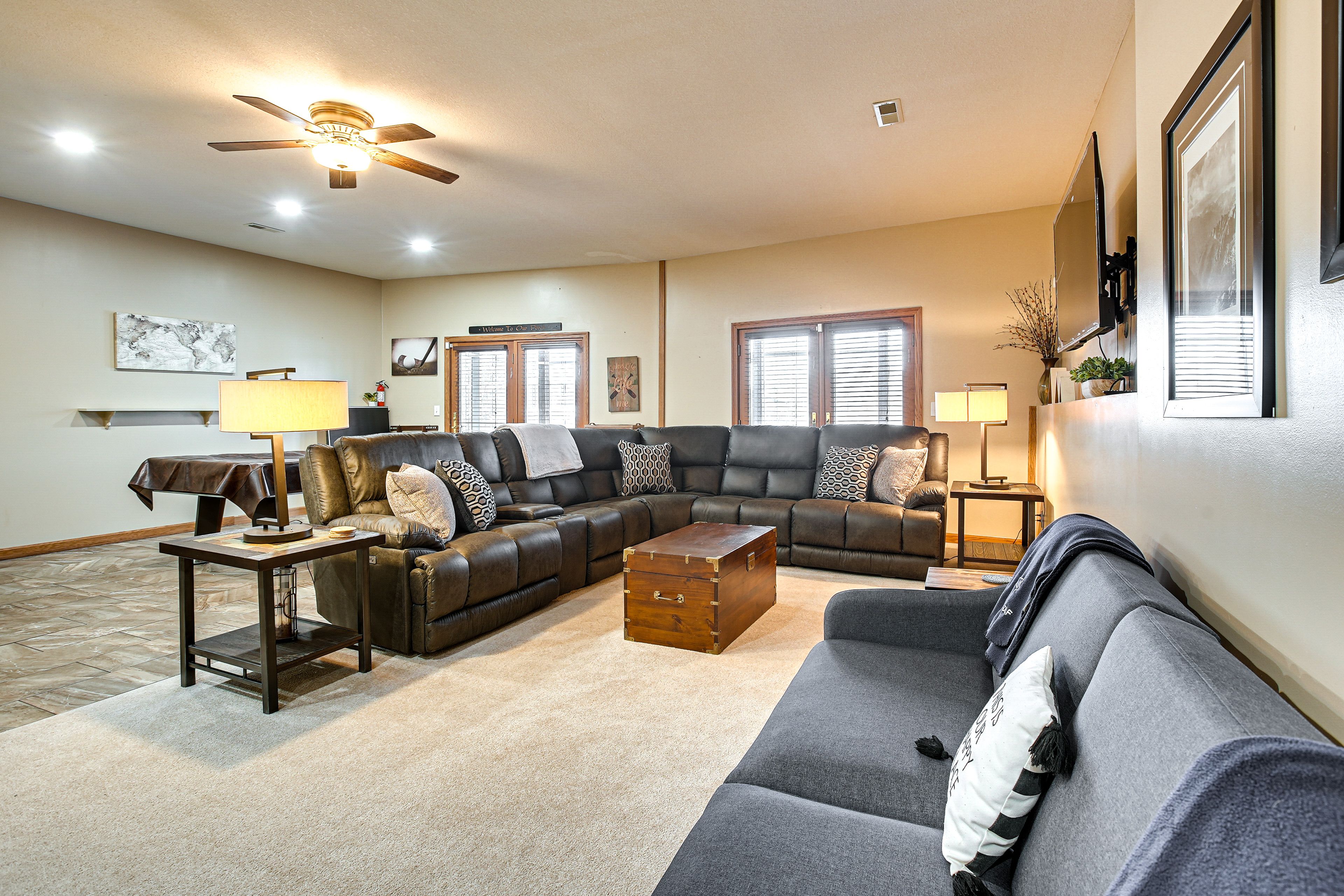 Game Room | Sleeper Sofa | Lower Floor
