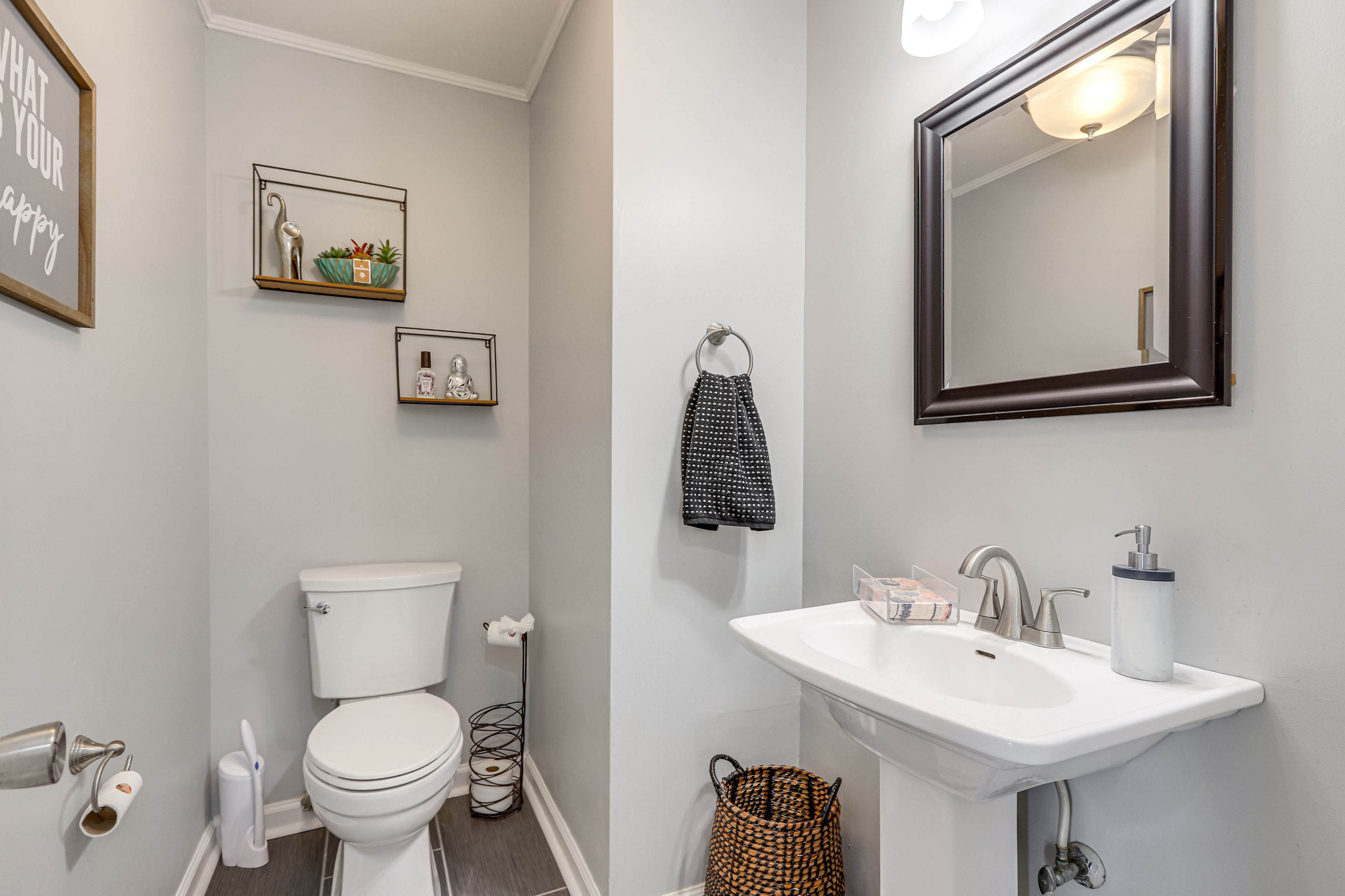 Half Bathroom | 1st Floor