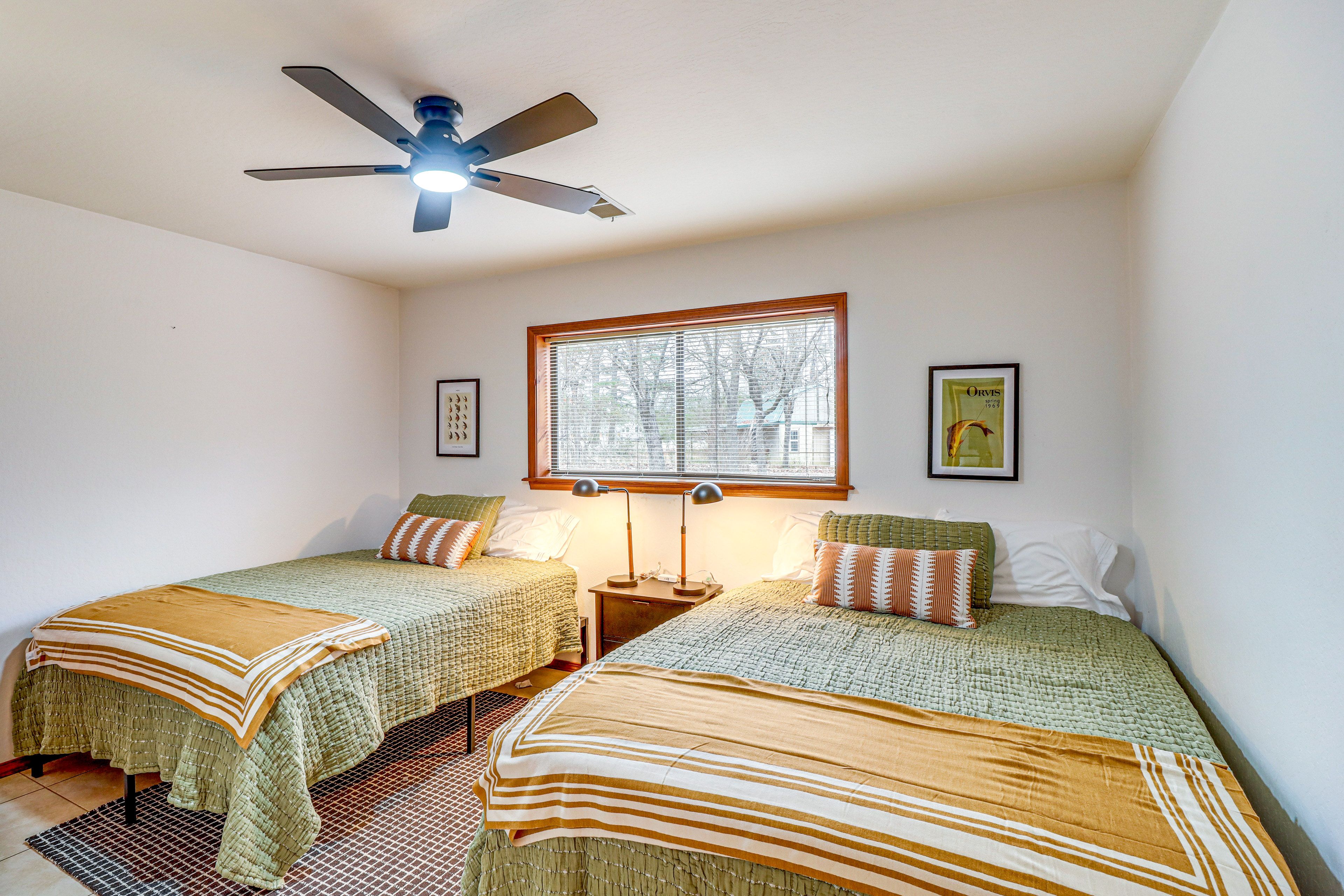 Bedroom 3 | 2 Queen Beds