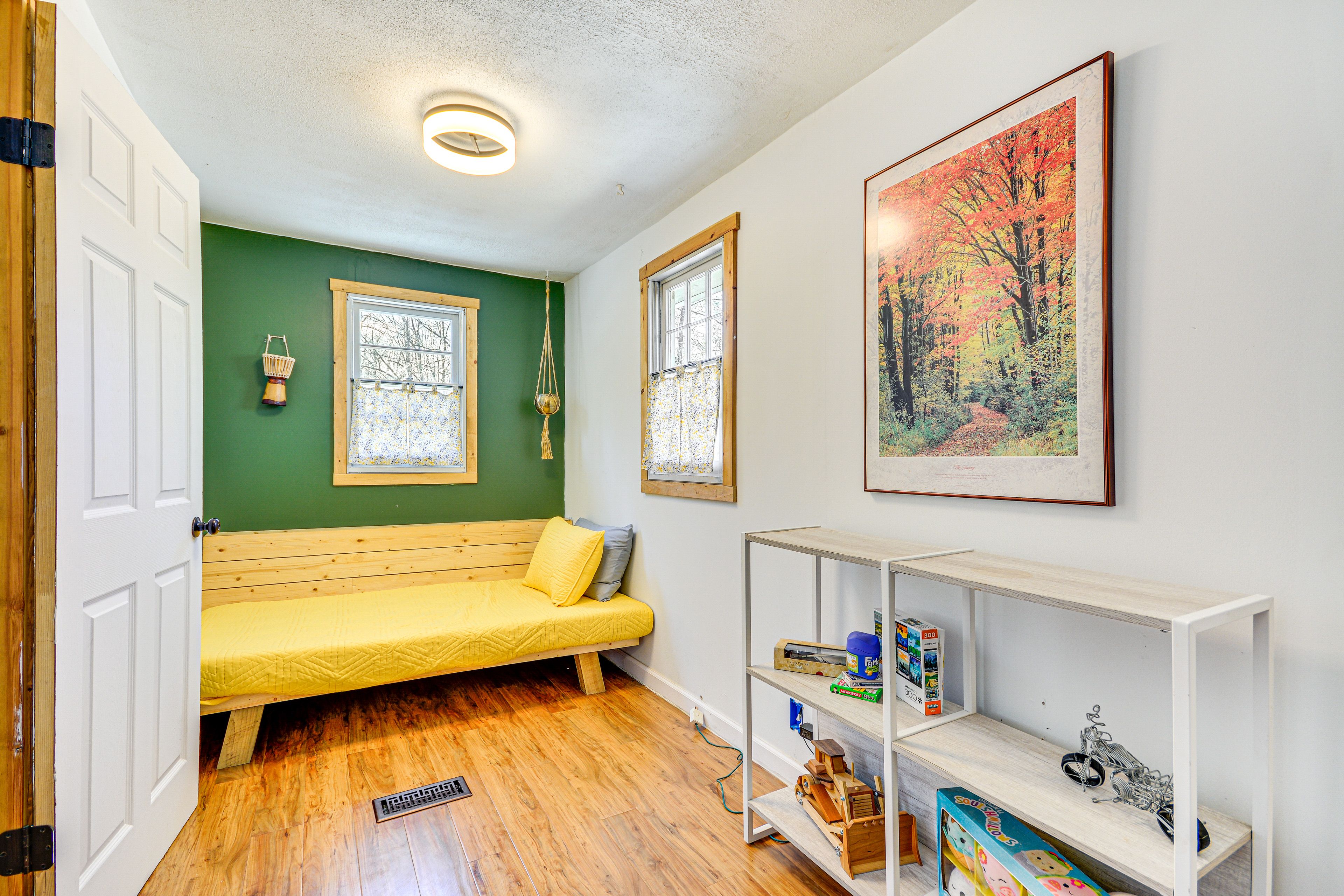 Bedroom 2 | Twin Bed