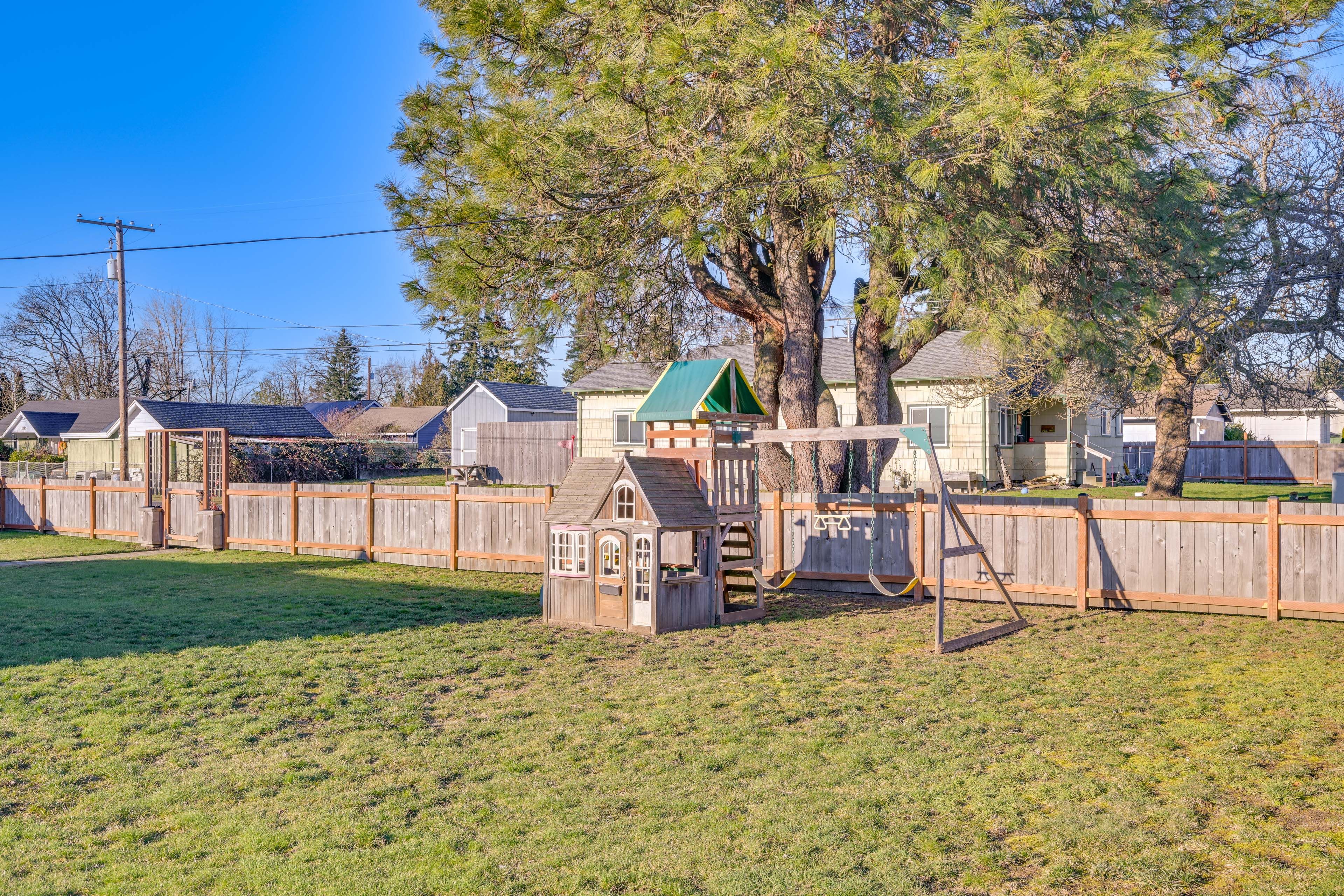 Fenced Yard | Playground | Playhouse