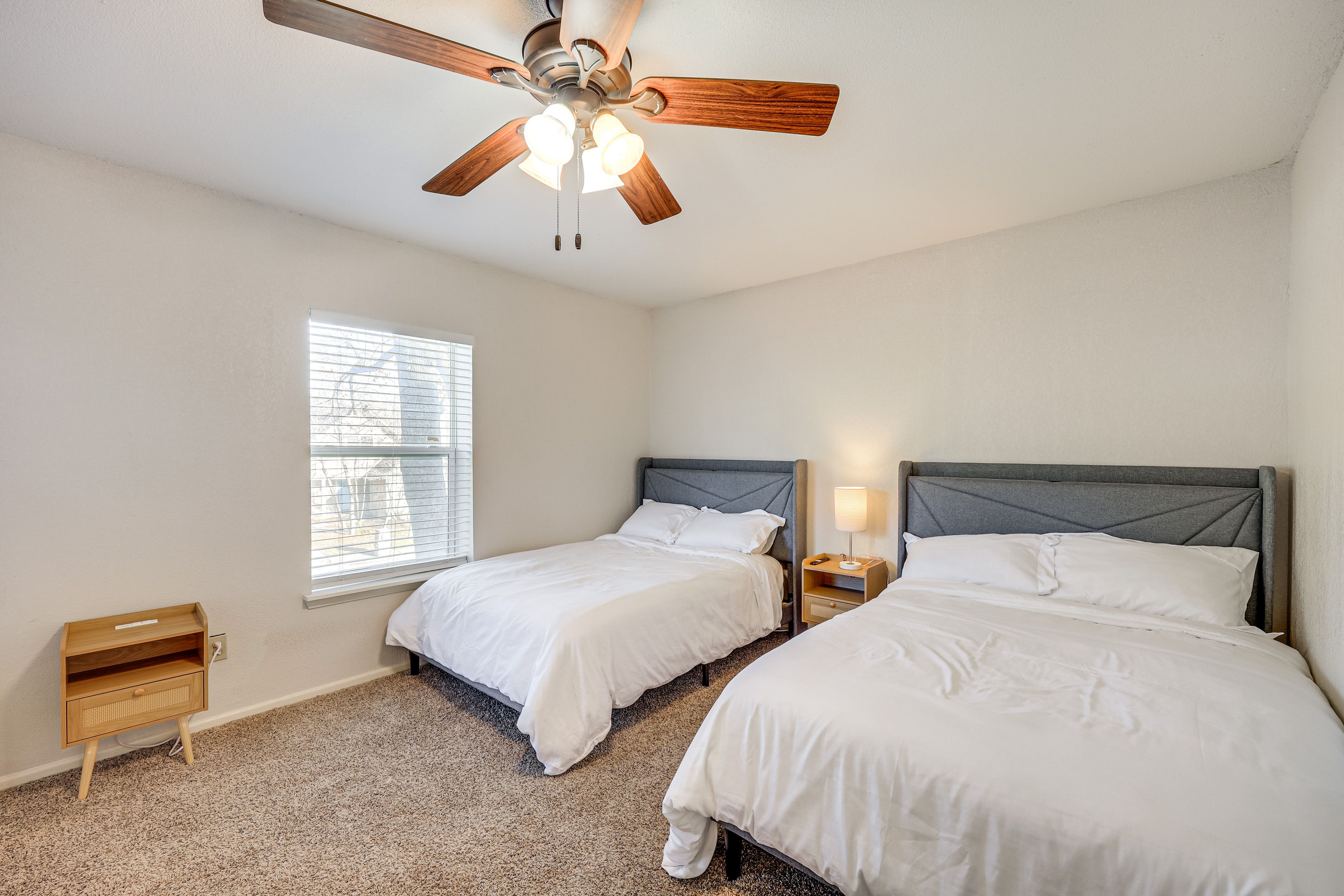 Bedroom 3 | 2 Full Beds | Smart TV | 2nd Floor