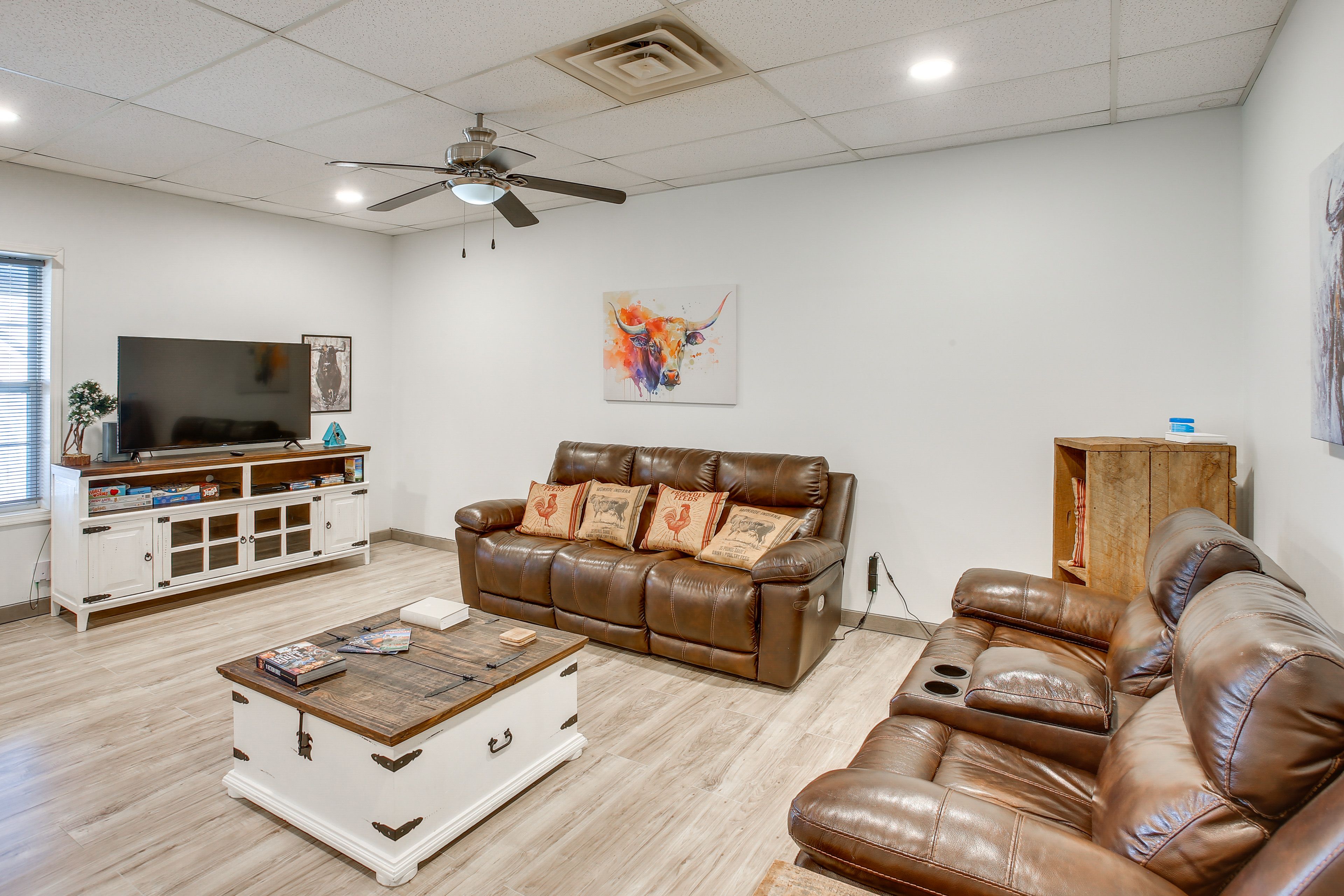 Portland Vacation Rental | 2BR | 1BA | 2,500 Sq Ft | Step-Free Access