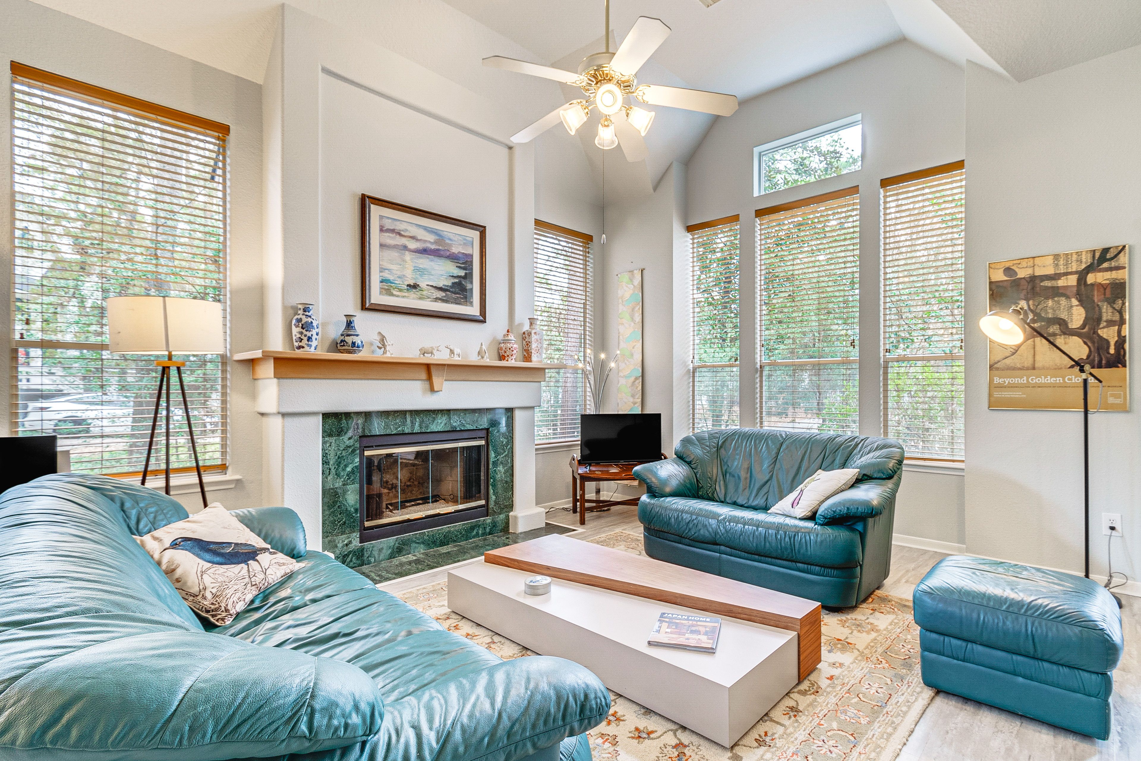 Spring Vacation Rental | 3BR | 2BA | 1,837 Sq Ft | 1 Step Required to Enter