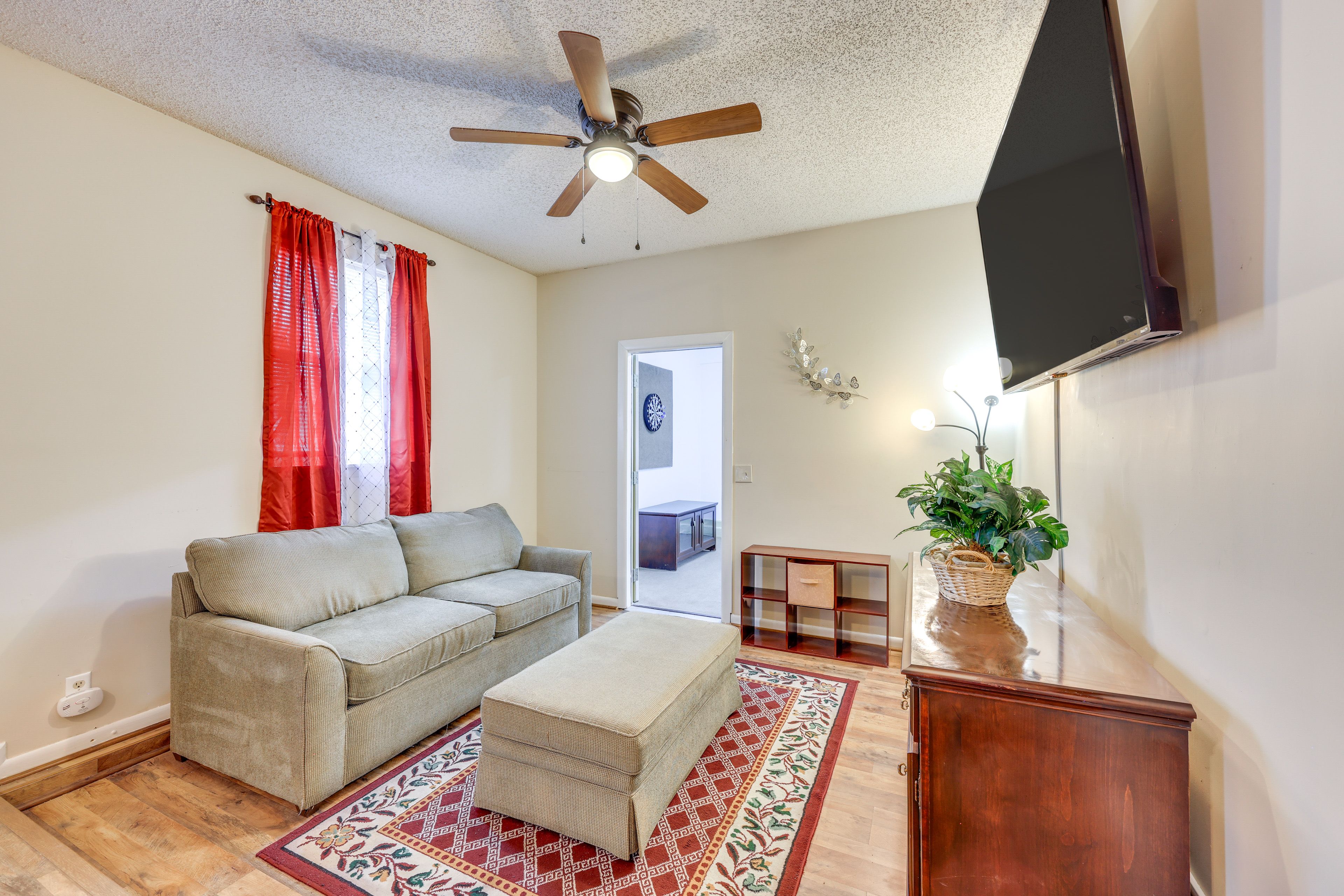Sitting Room | Full Sleeper Sofa