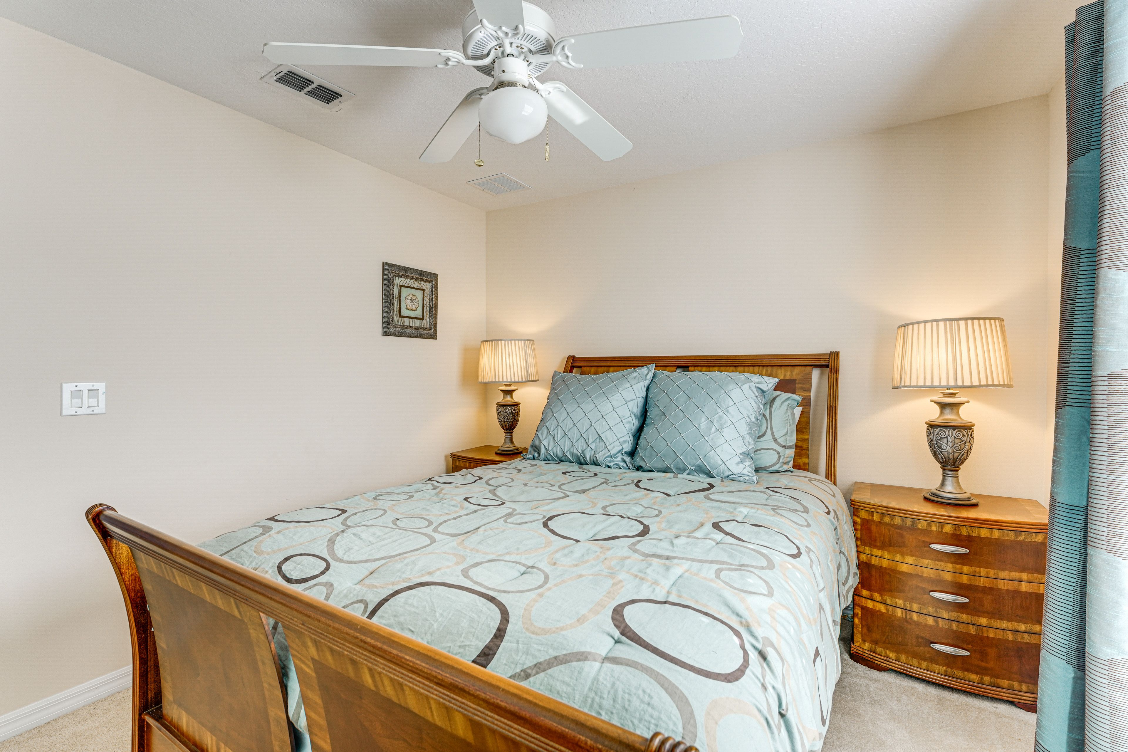Bedroom 4 | Queen Bed | 2nd Floor