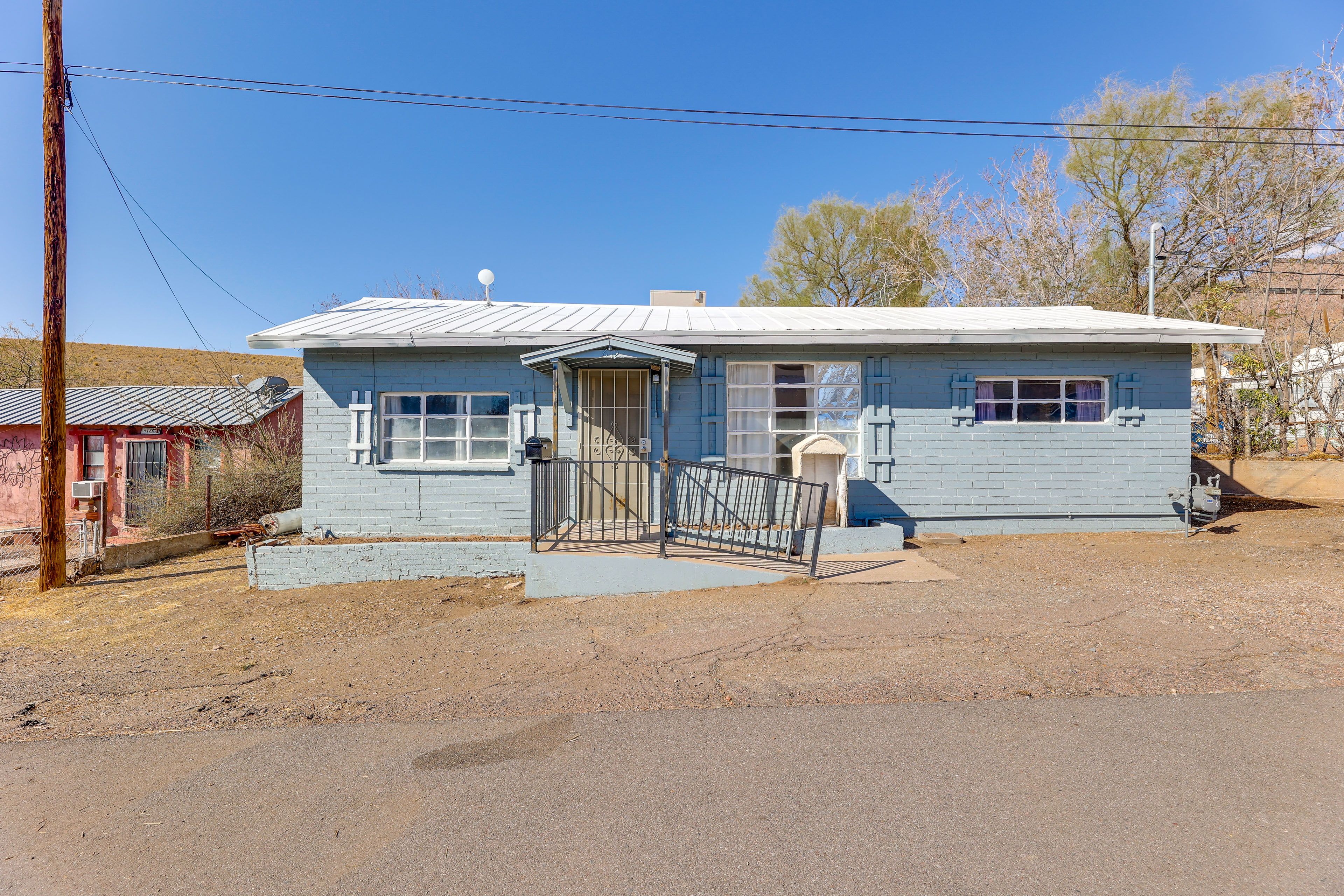 House Exterior | 0.5 Mi to Downtown