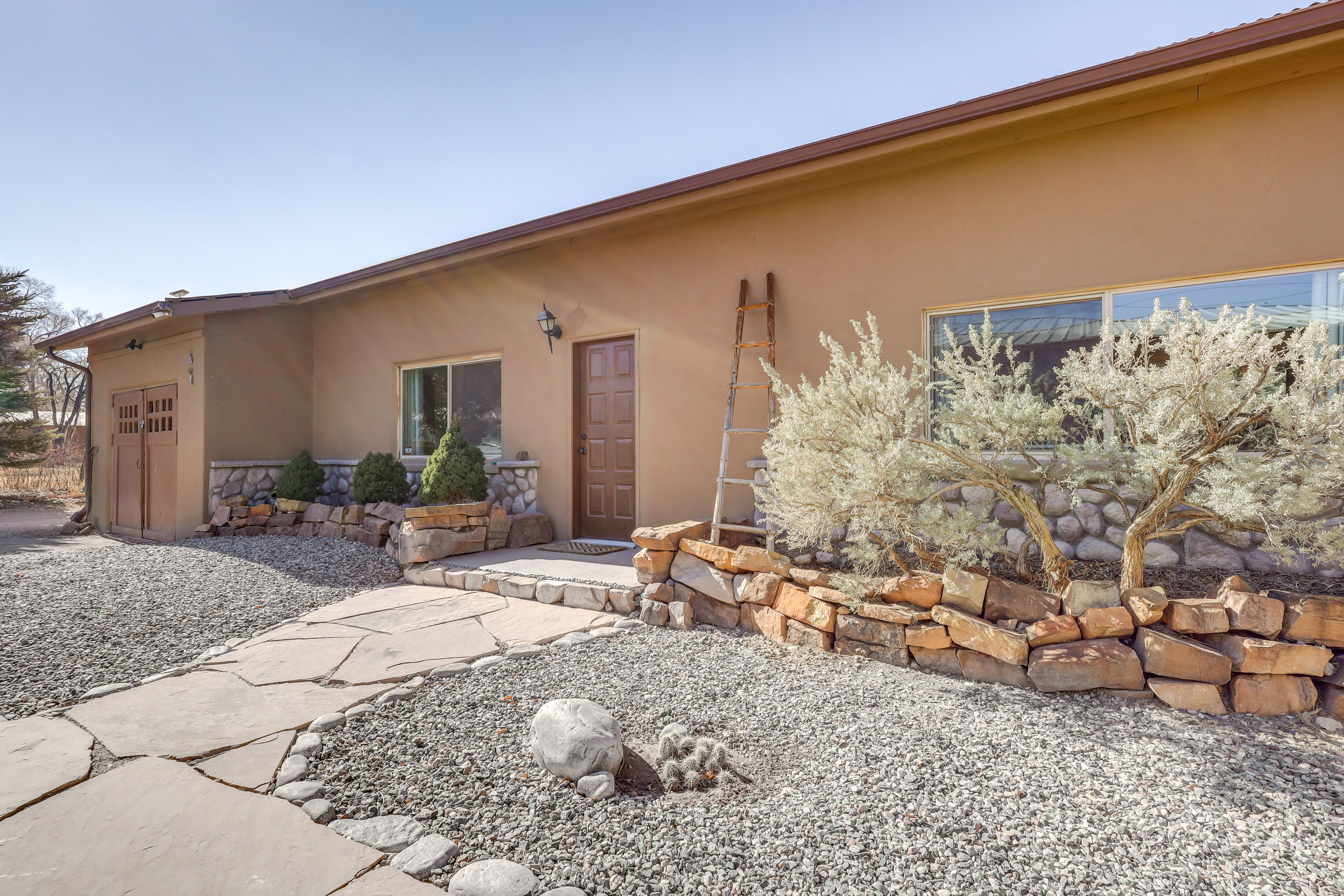 Property Exterior | Single-Story Studio