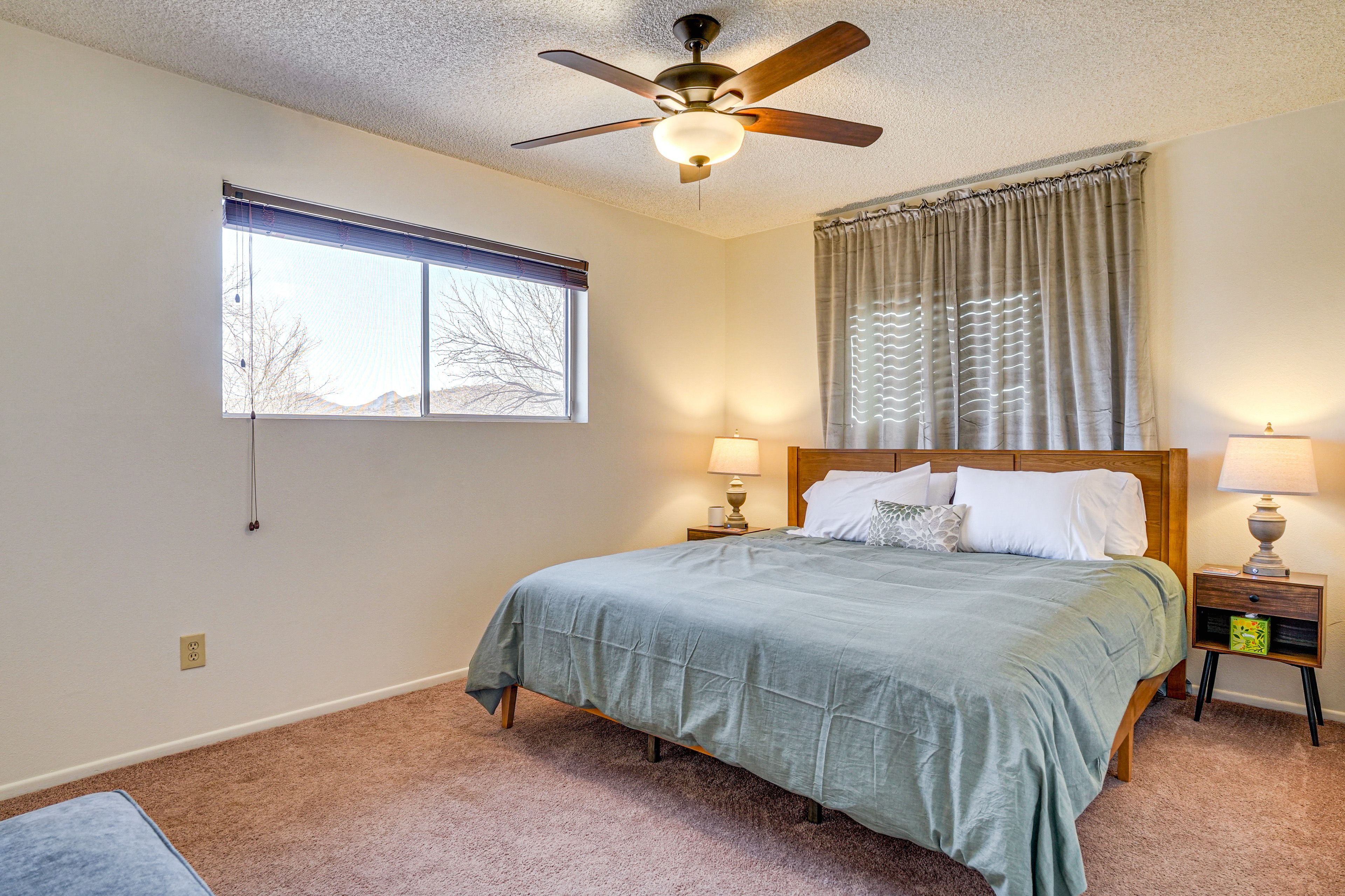 Bedroom 1 | King Bed