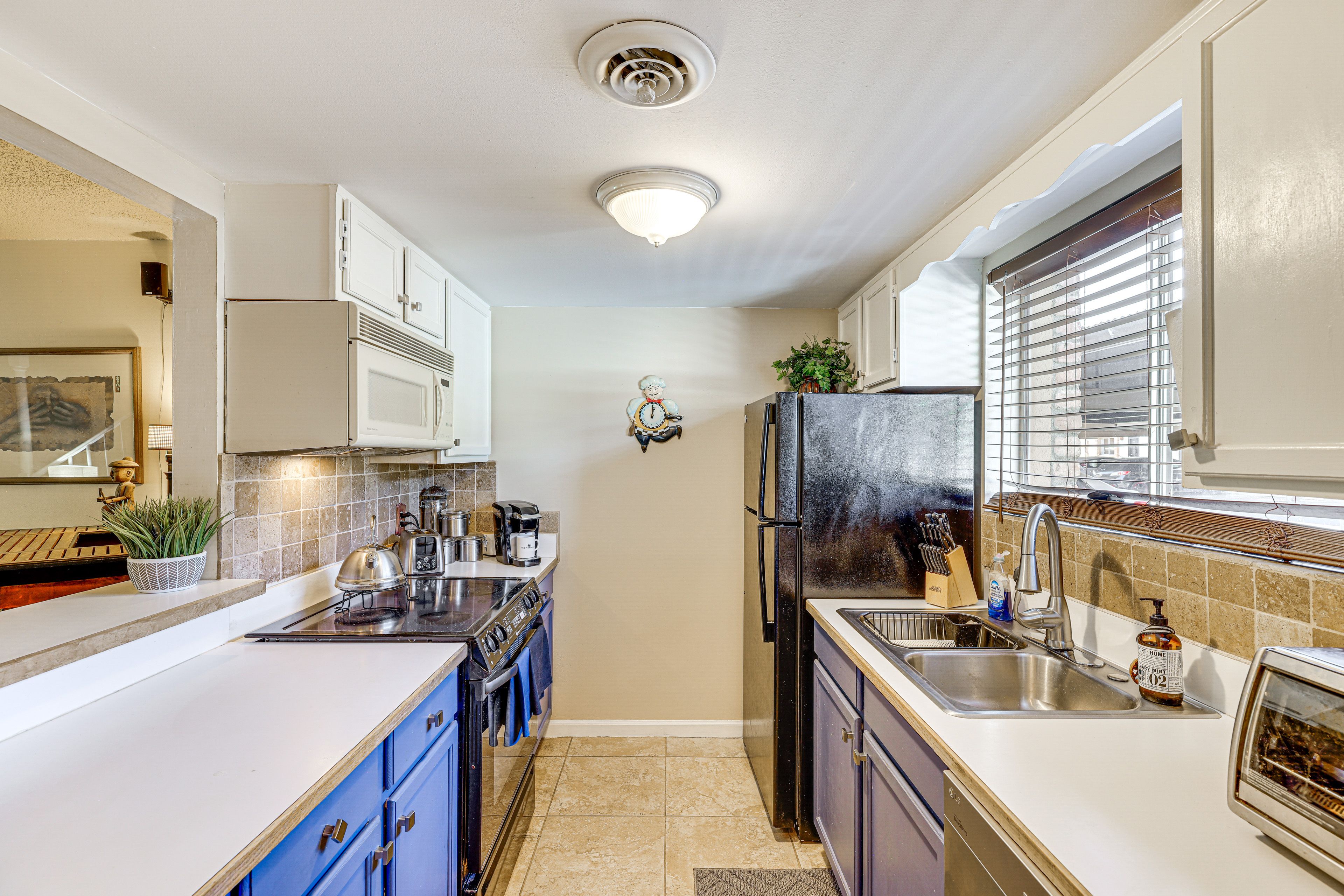 Kitchen | 1st Floor | Cooking Basics | Keurig Coffee Maker
