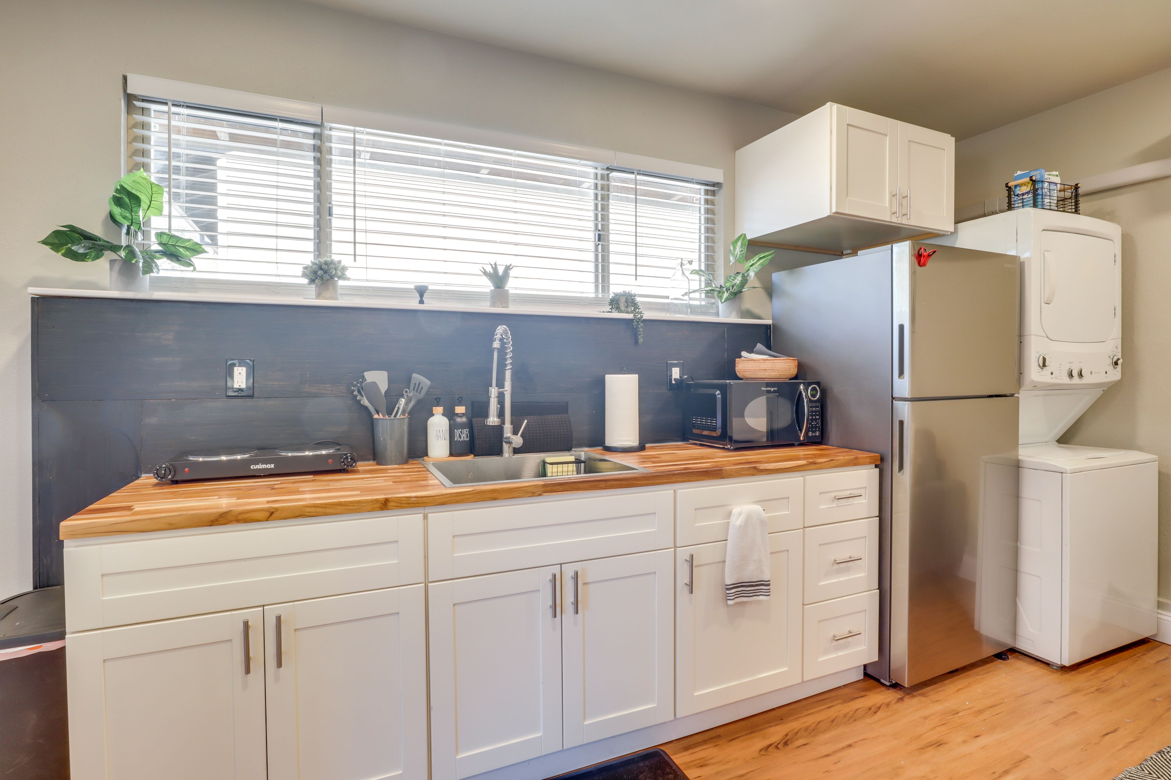 Kitchenette | Hot Plate | Washer & Dryer | Detergent Provided | Iron & Board