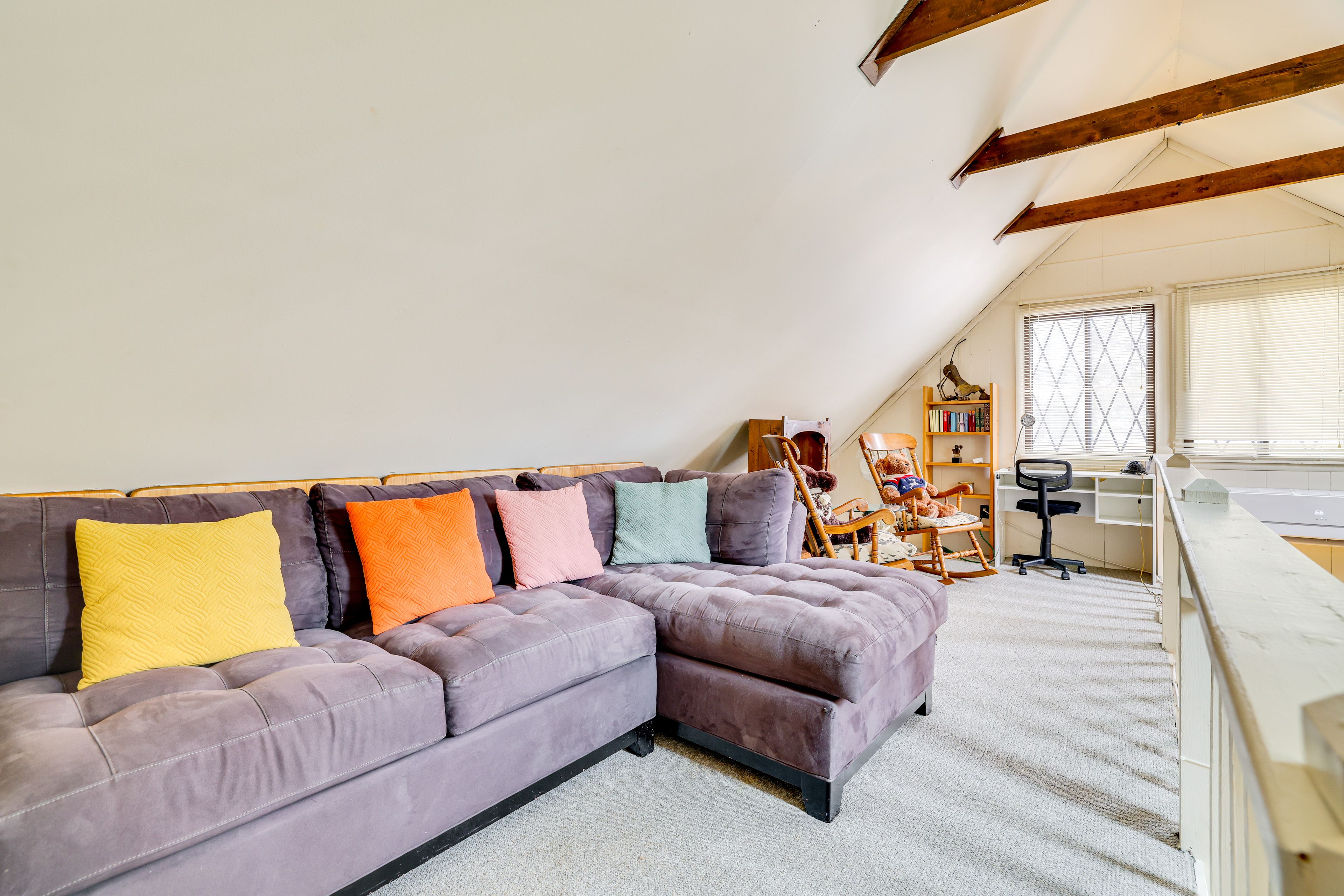 Loft | Smart TV | 2nd Floor
