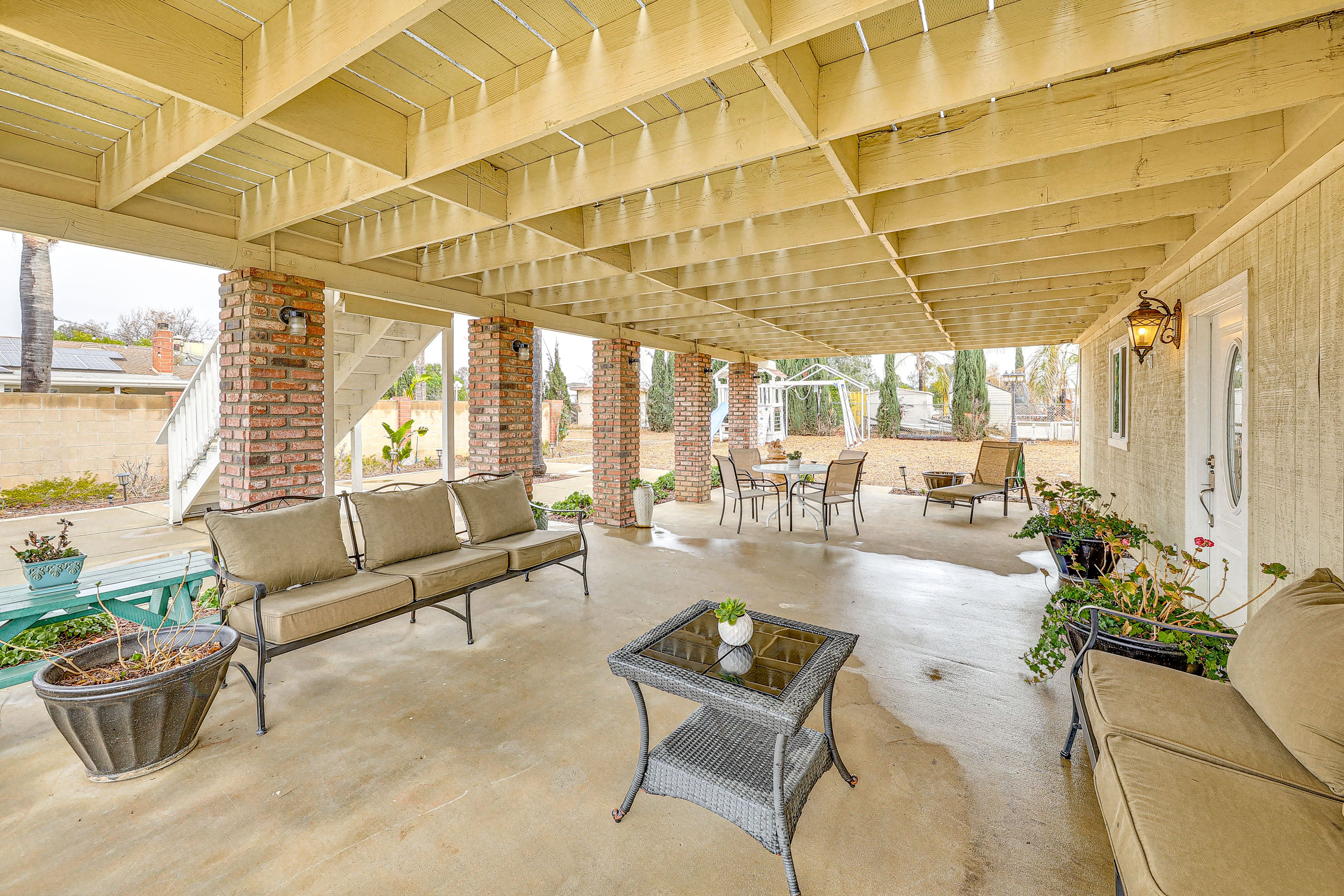 Covered Patio | Outdoor Dining Area