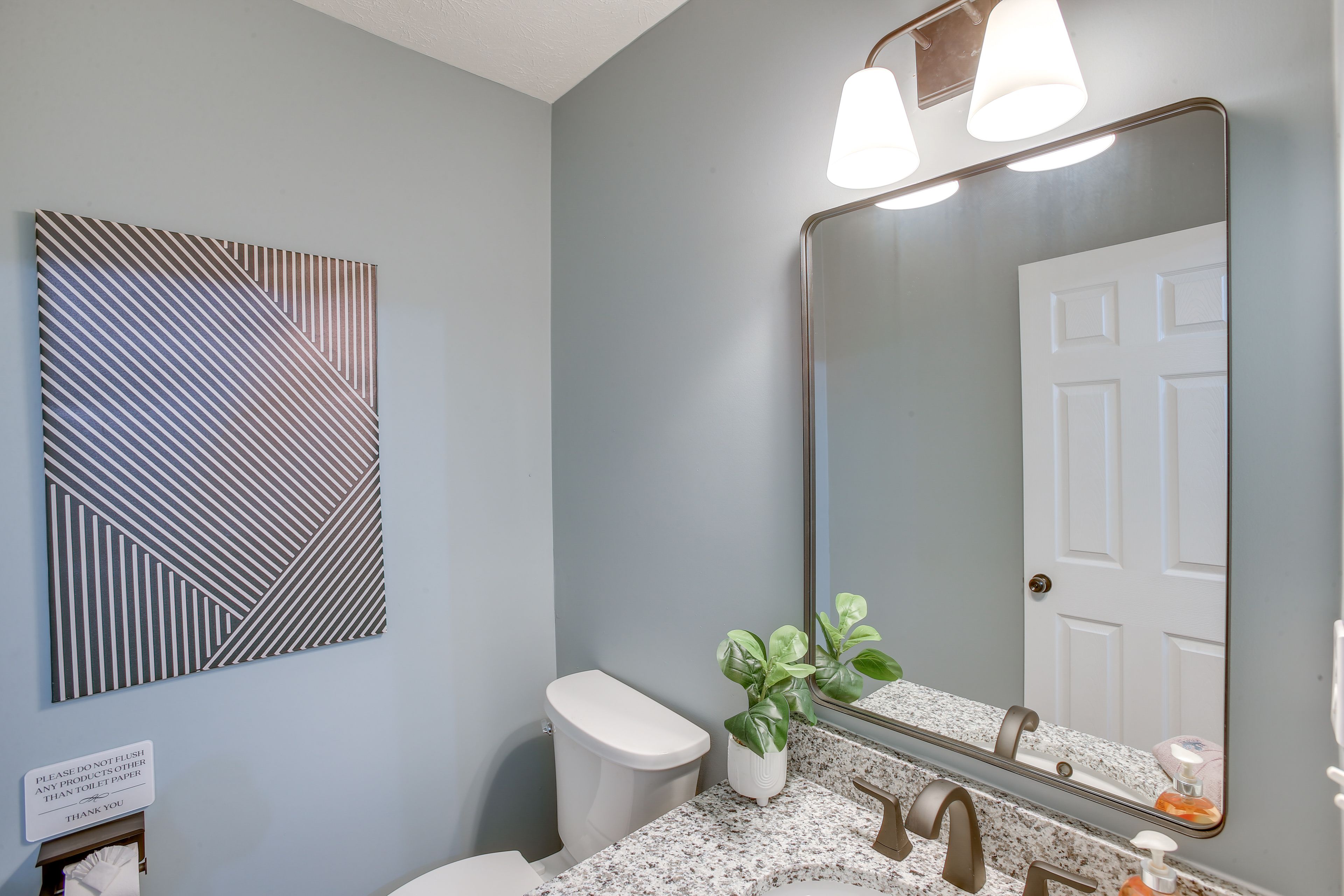 Half Bathroom | 2nd Floor