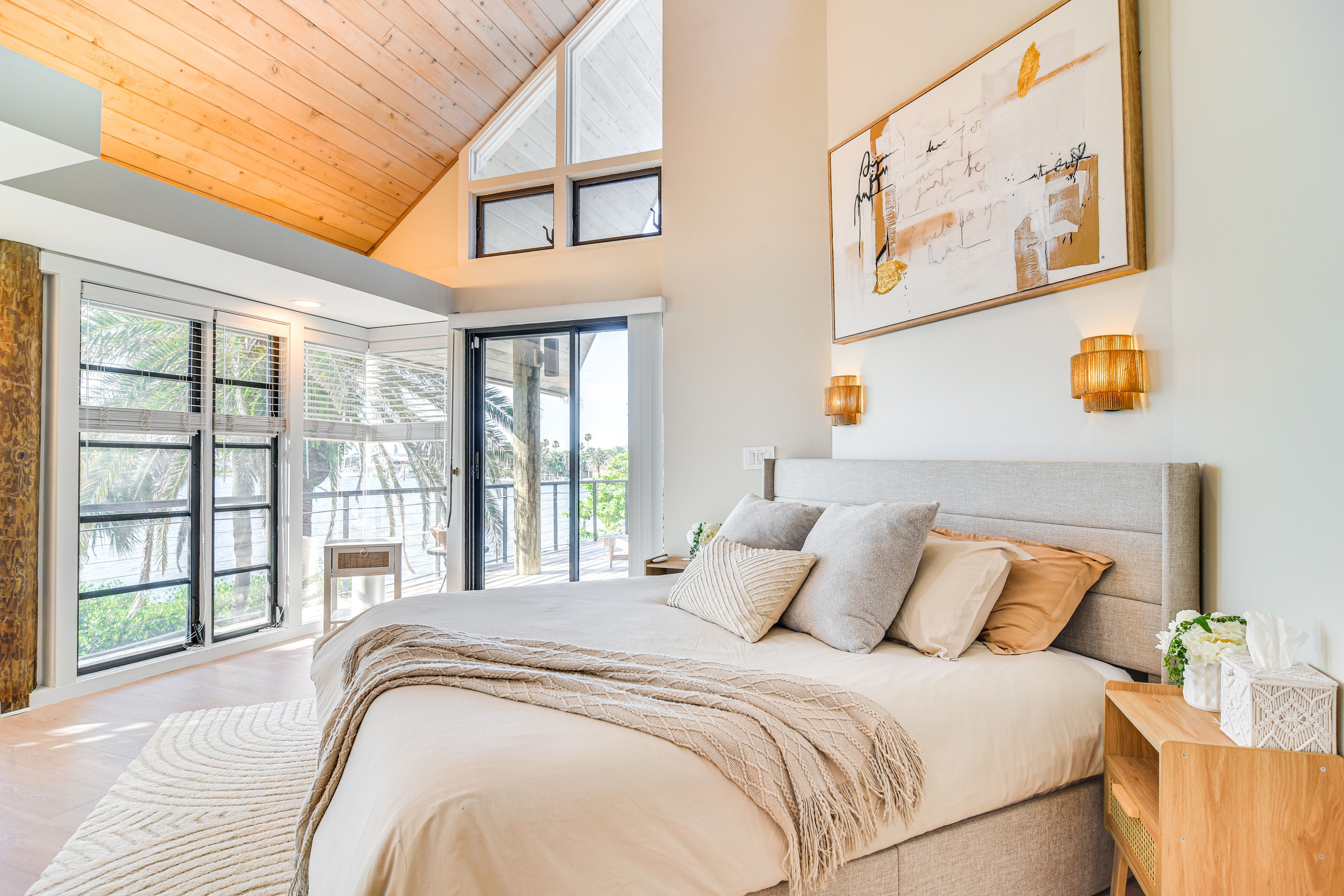Bedroom 1 | King Bed | 2nd Floor