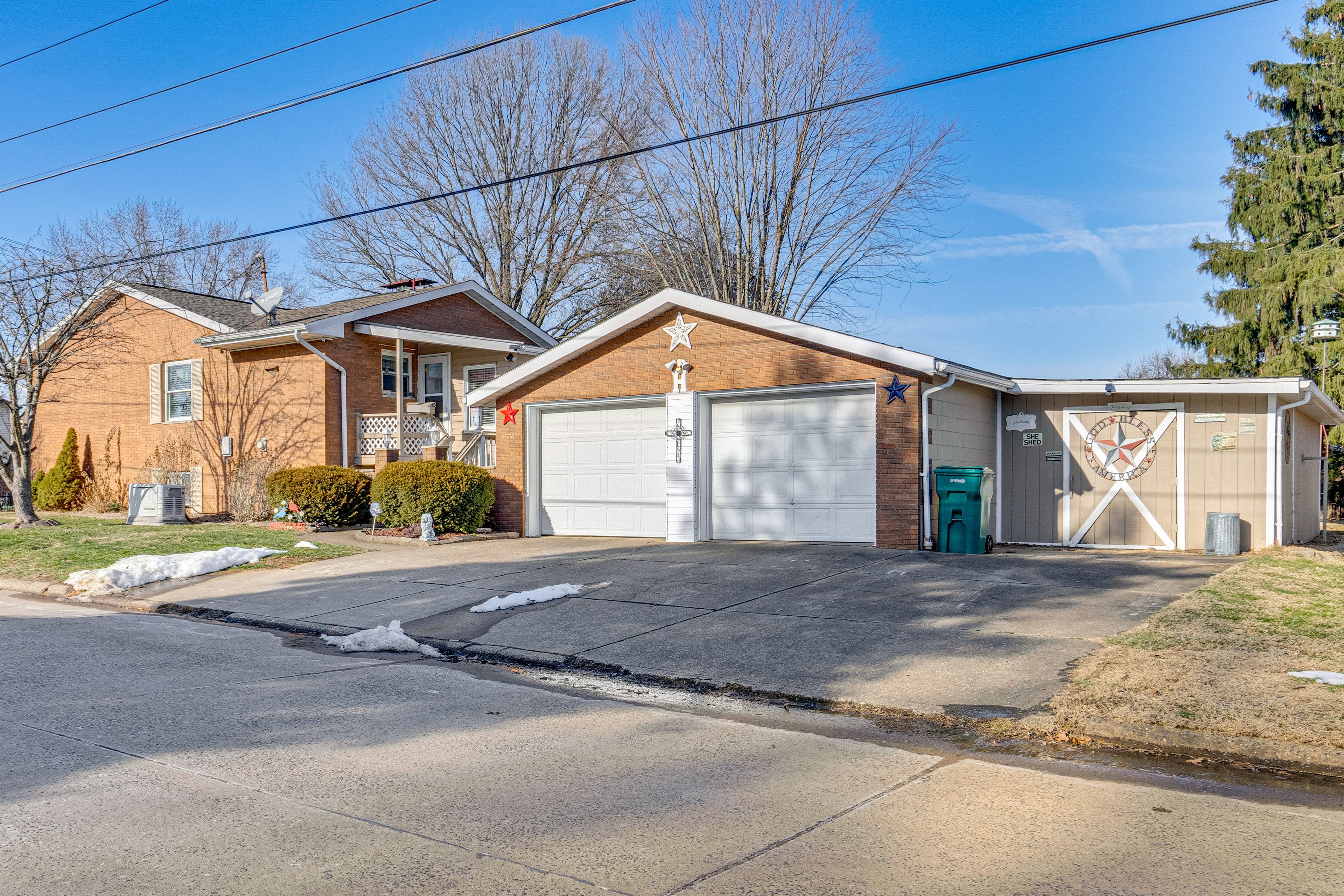 Parking | Shared Driveway (1 Vehicle)