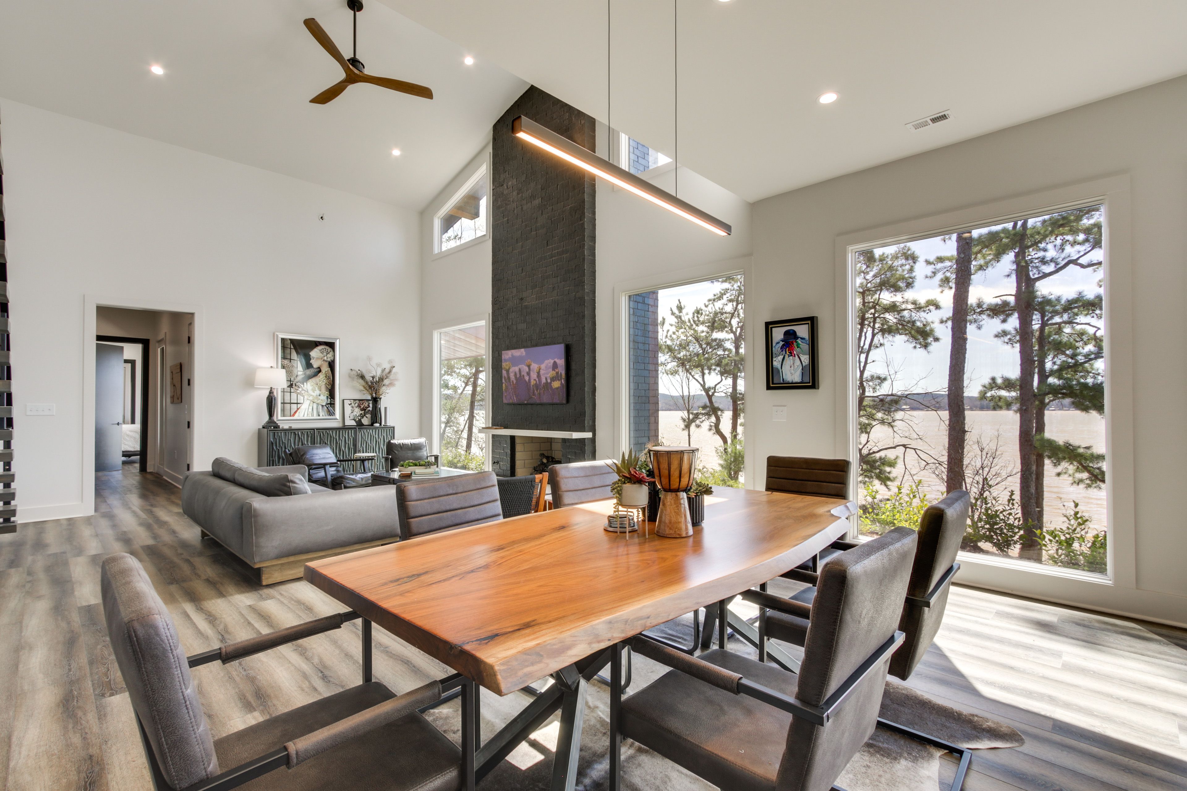 Dining Area | Dishware & Flatware Provided | 1st Floor