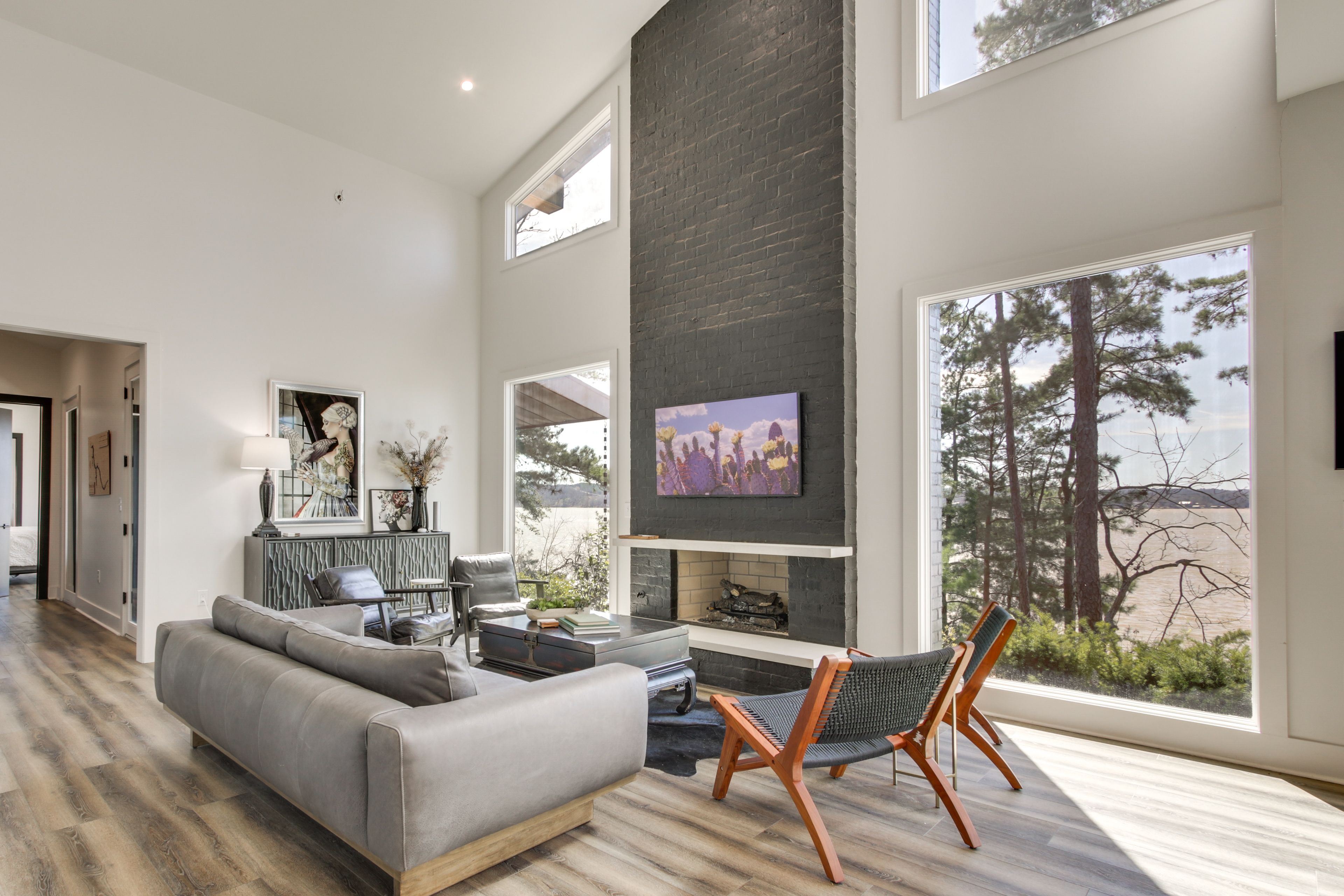 Waterloo Vacation Rental | 2BR | 2.5BA | 1,800 Sq Ft | Step-Free Entry