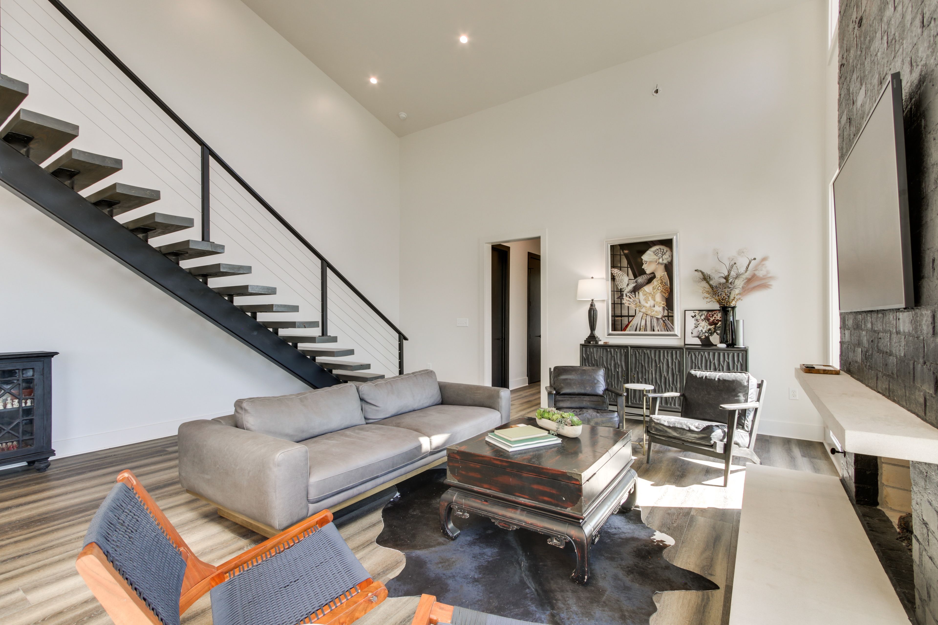 Living Room | Smart TV | Free WiFi | 1st Floor