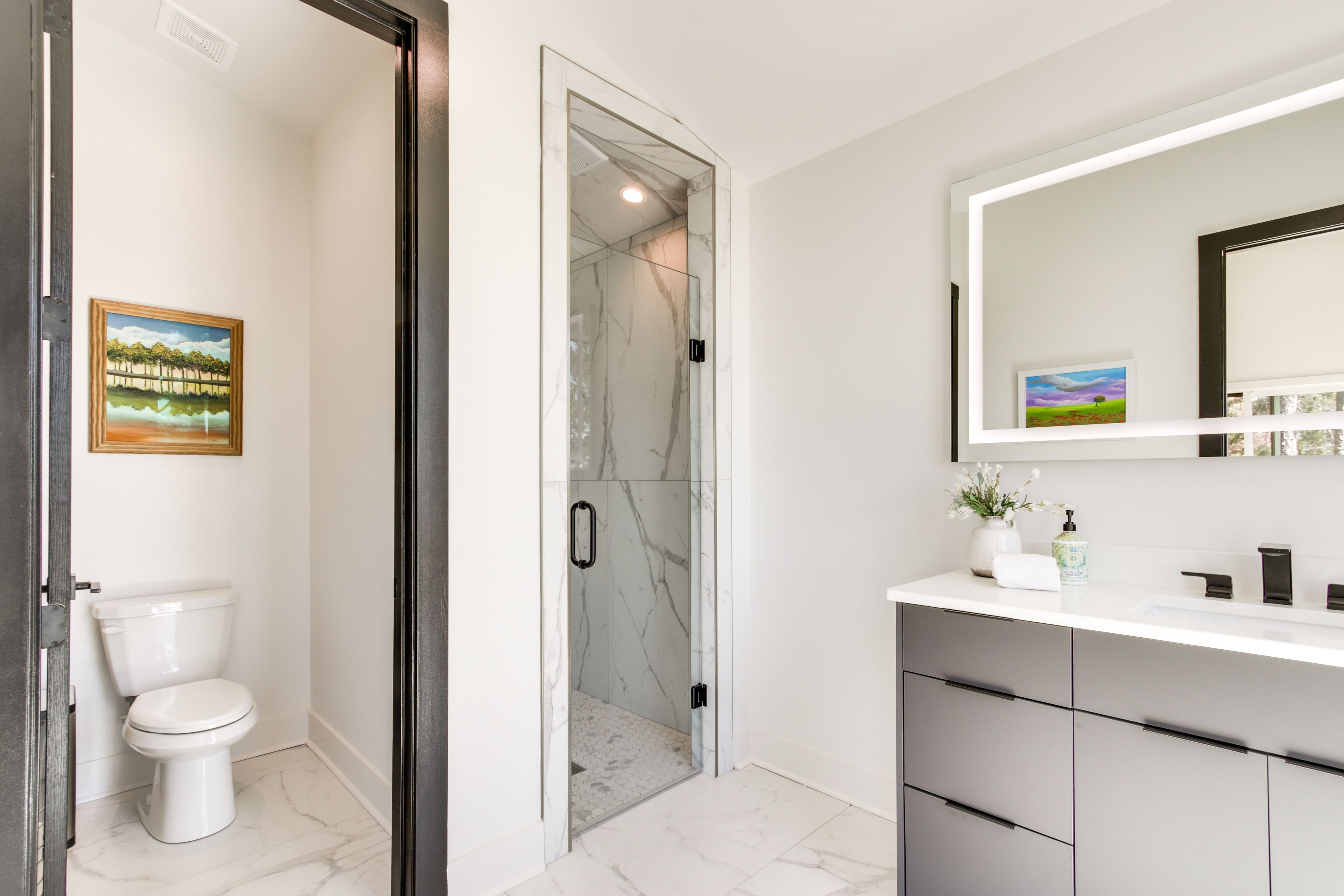 En-Suite Bathroom | 2nd Floor