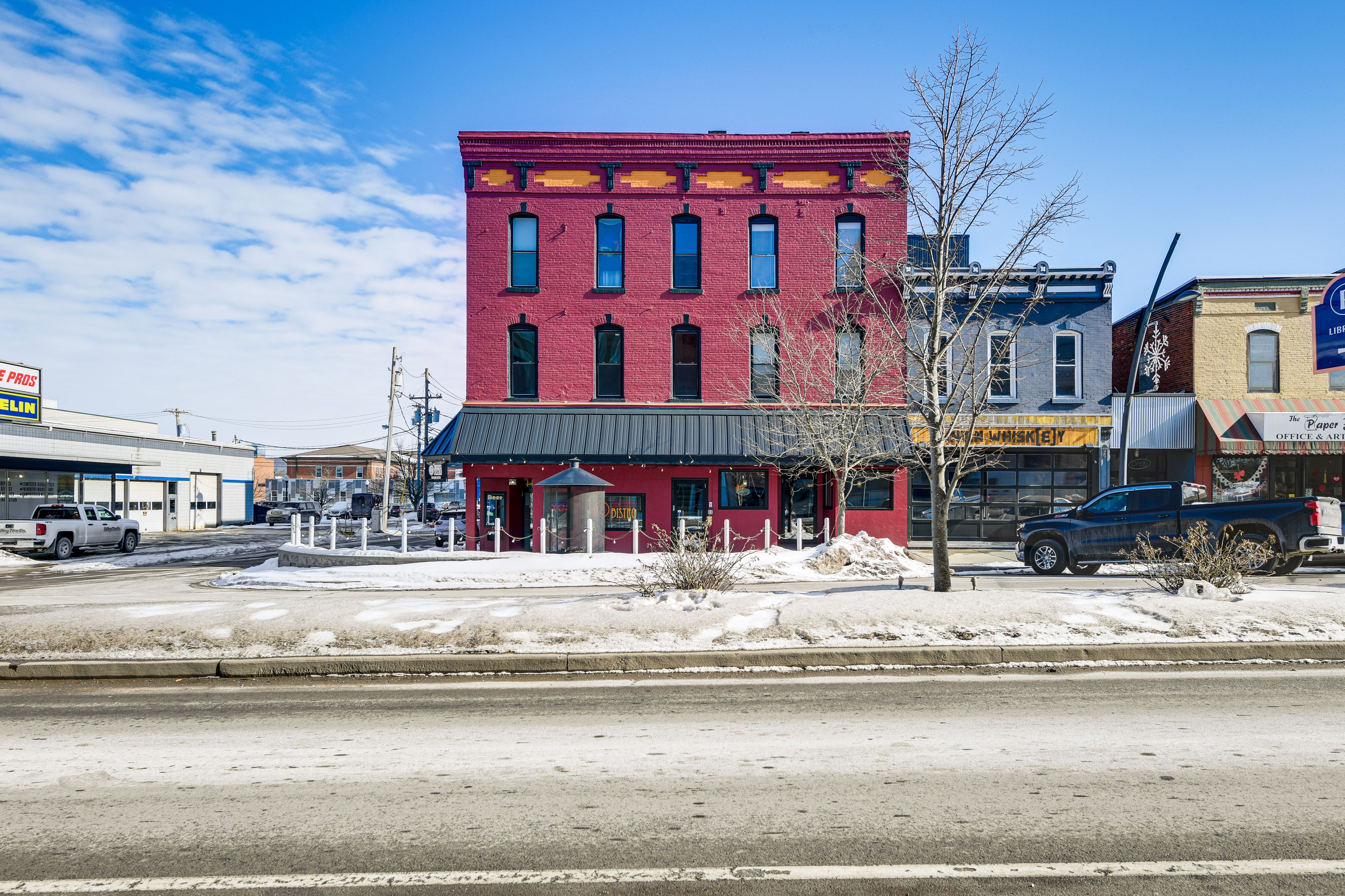 Building Exterior | Single-Story Apartment | 2nd-Floor Unit